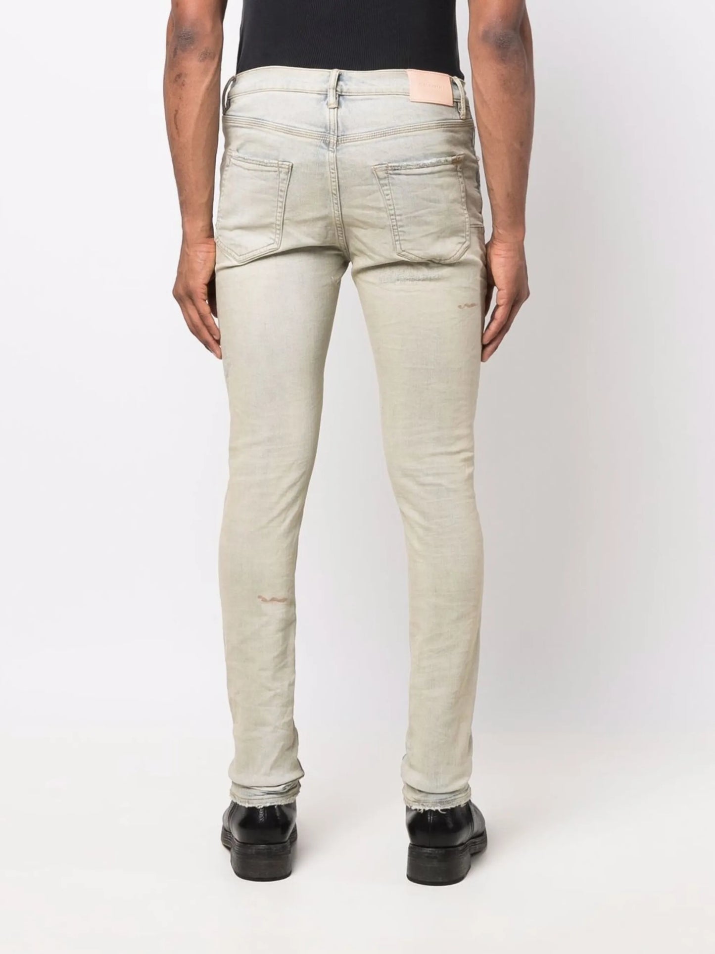 distressed skinny jeans