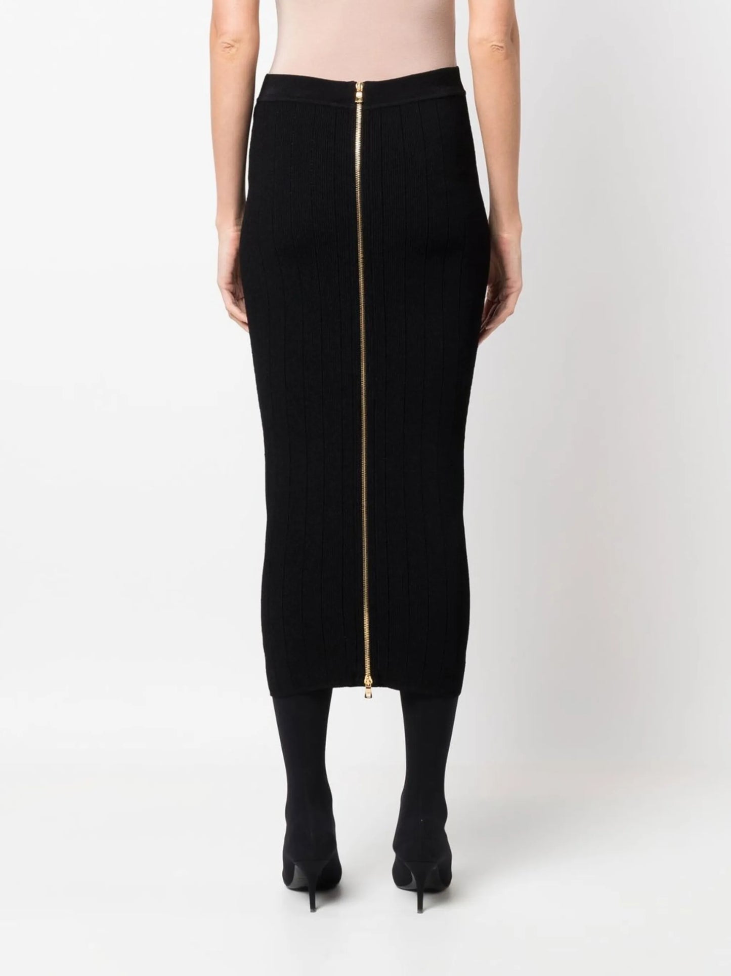 button-embossed pencil skirt
