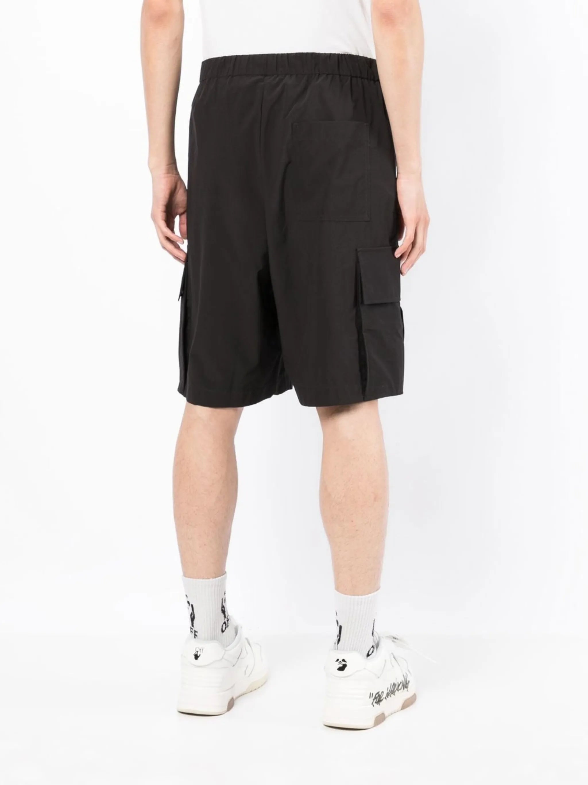 Industrial-belt track shorts