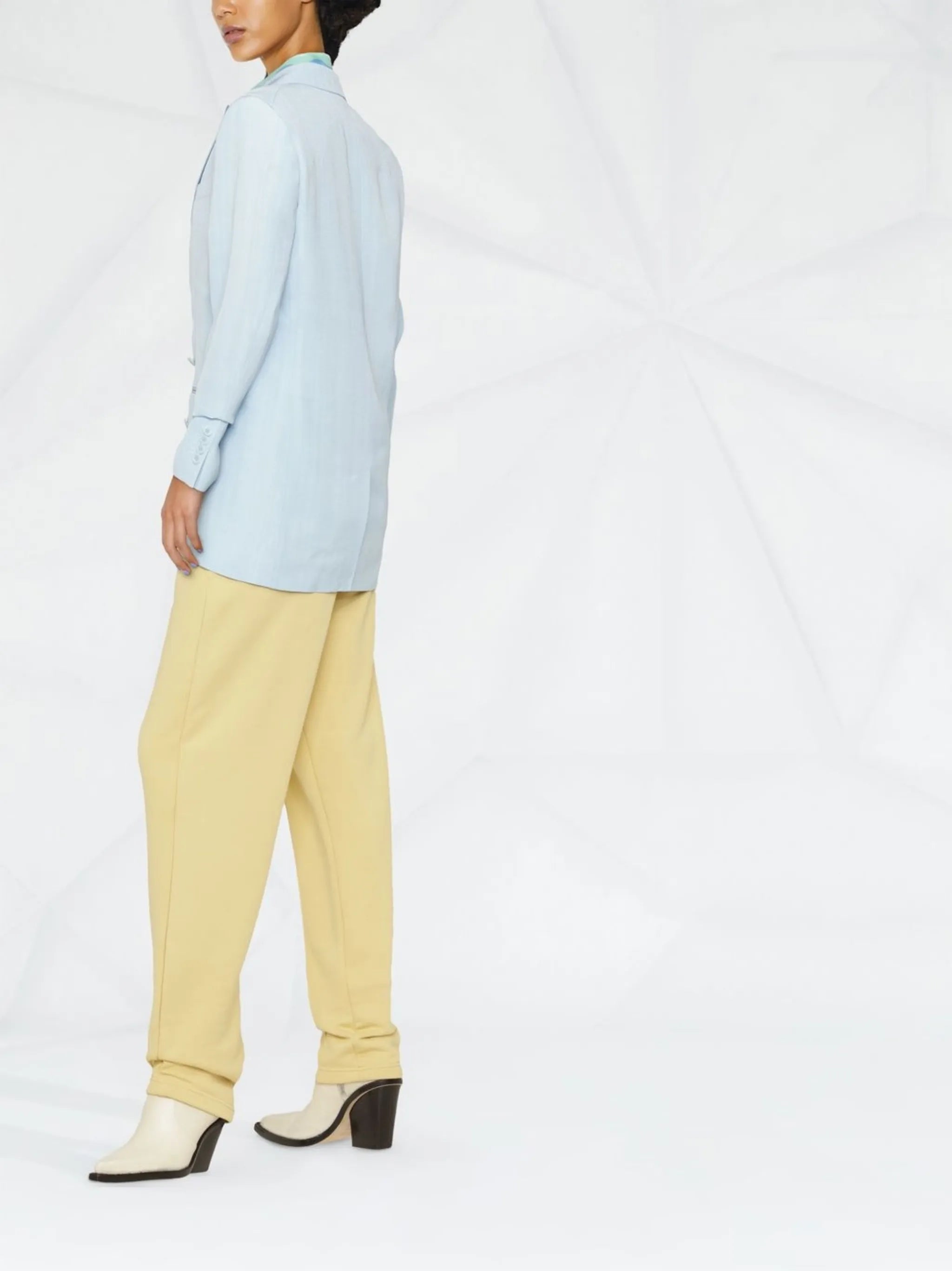 peak lapels double-breasted blazer