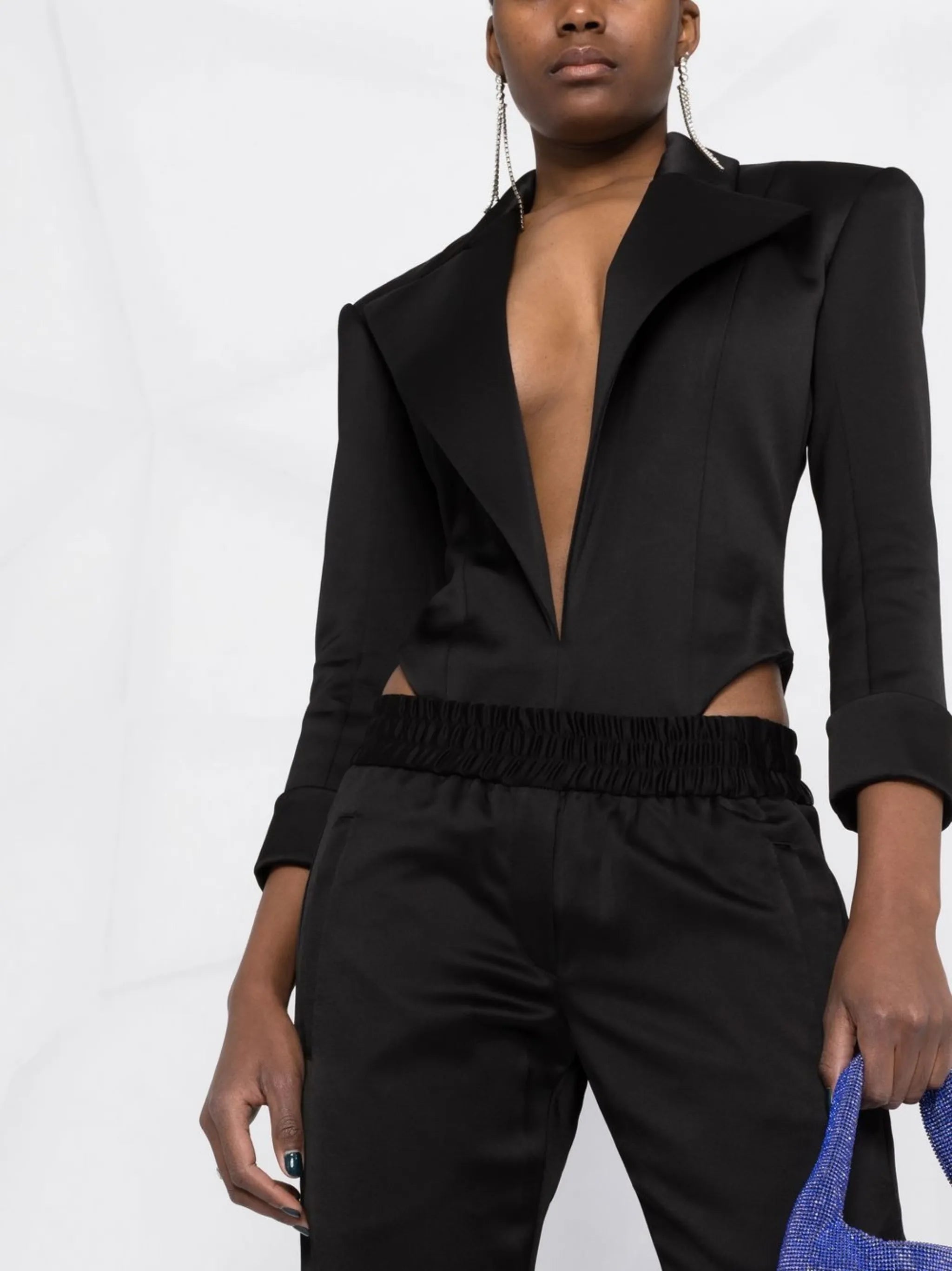 notched-lapel long-sleeve body