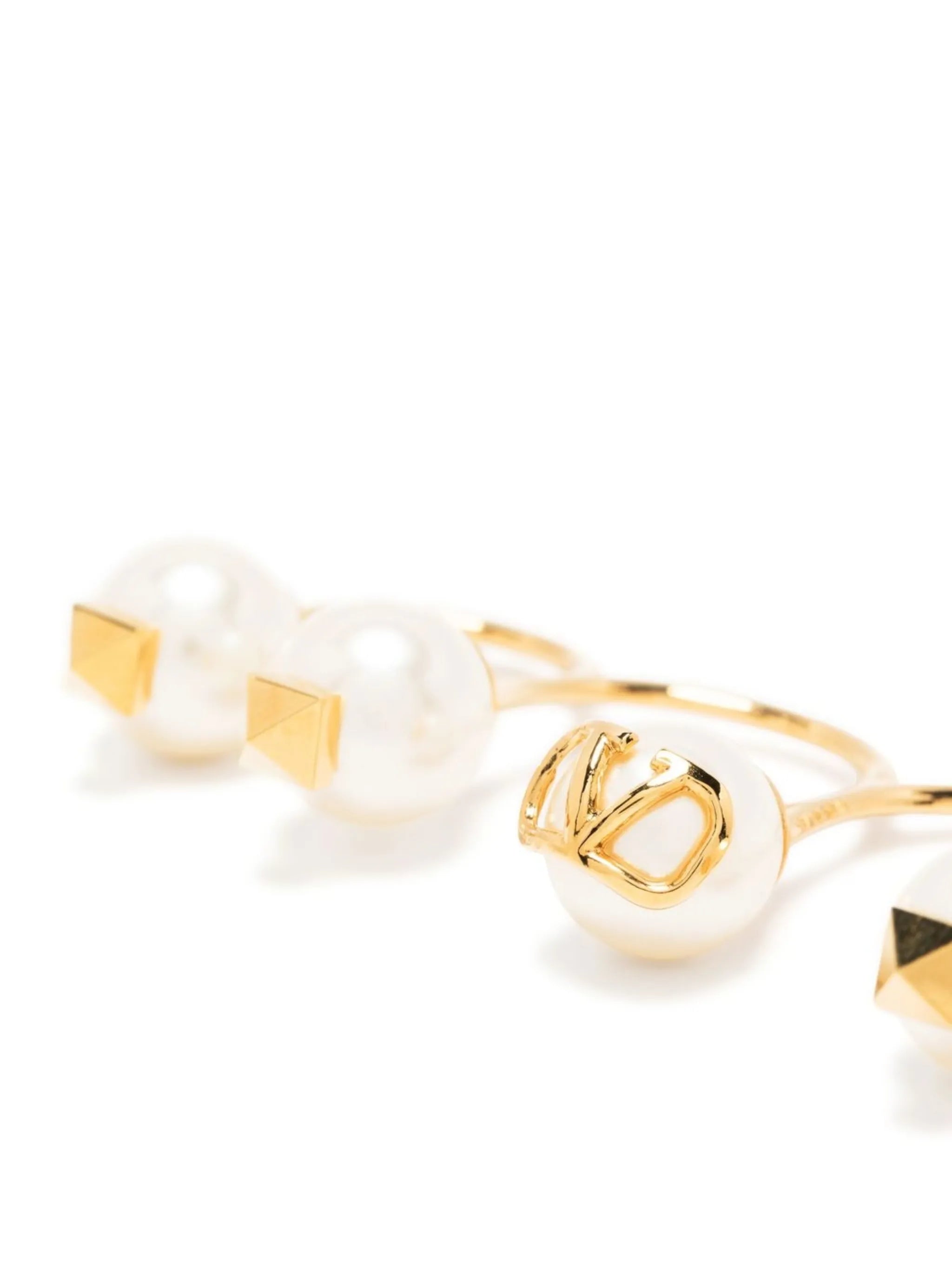 VLogo Rockstud multi pearl ring
