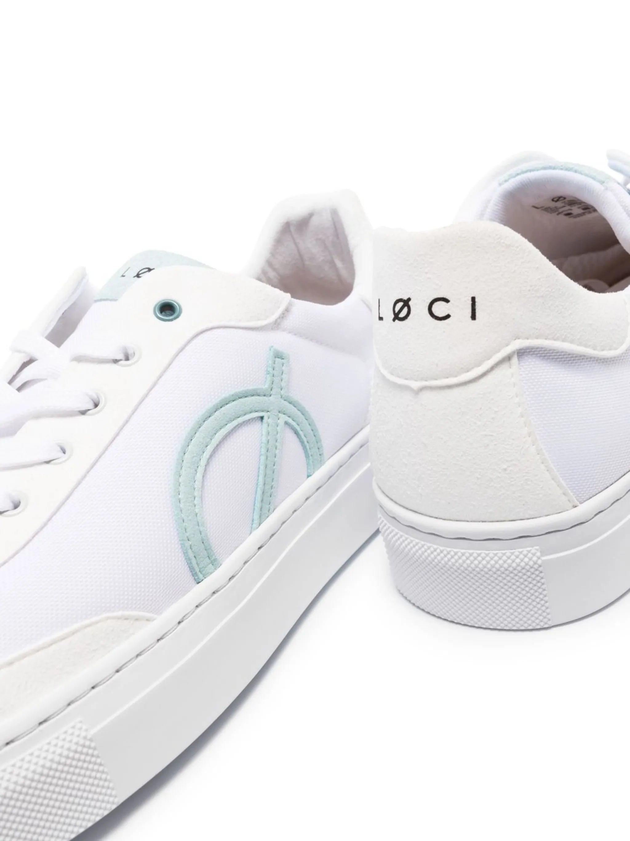 logo patch low-top sneakers