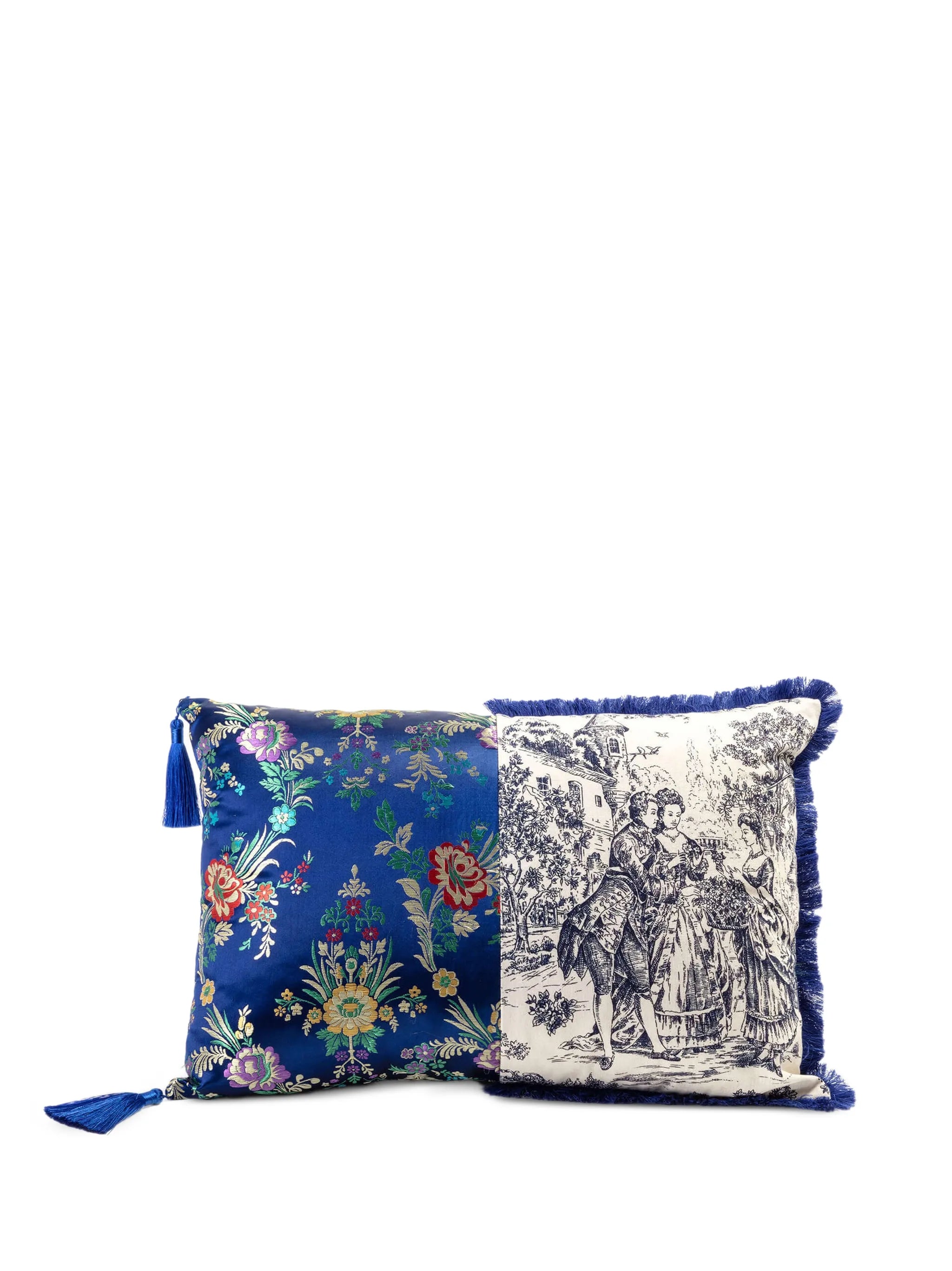Hybrid Argia panelled cushion