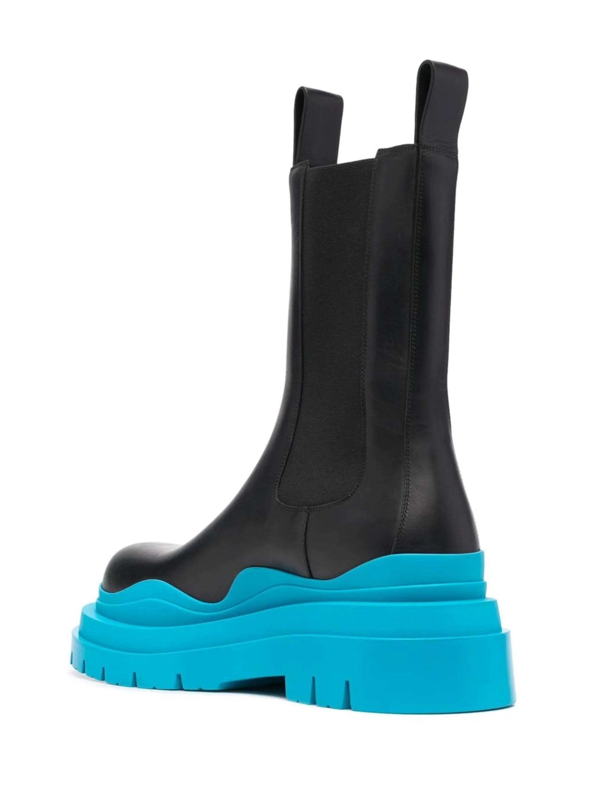 Tire ridged-sole boots