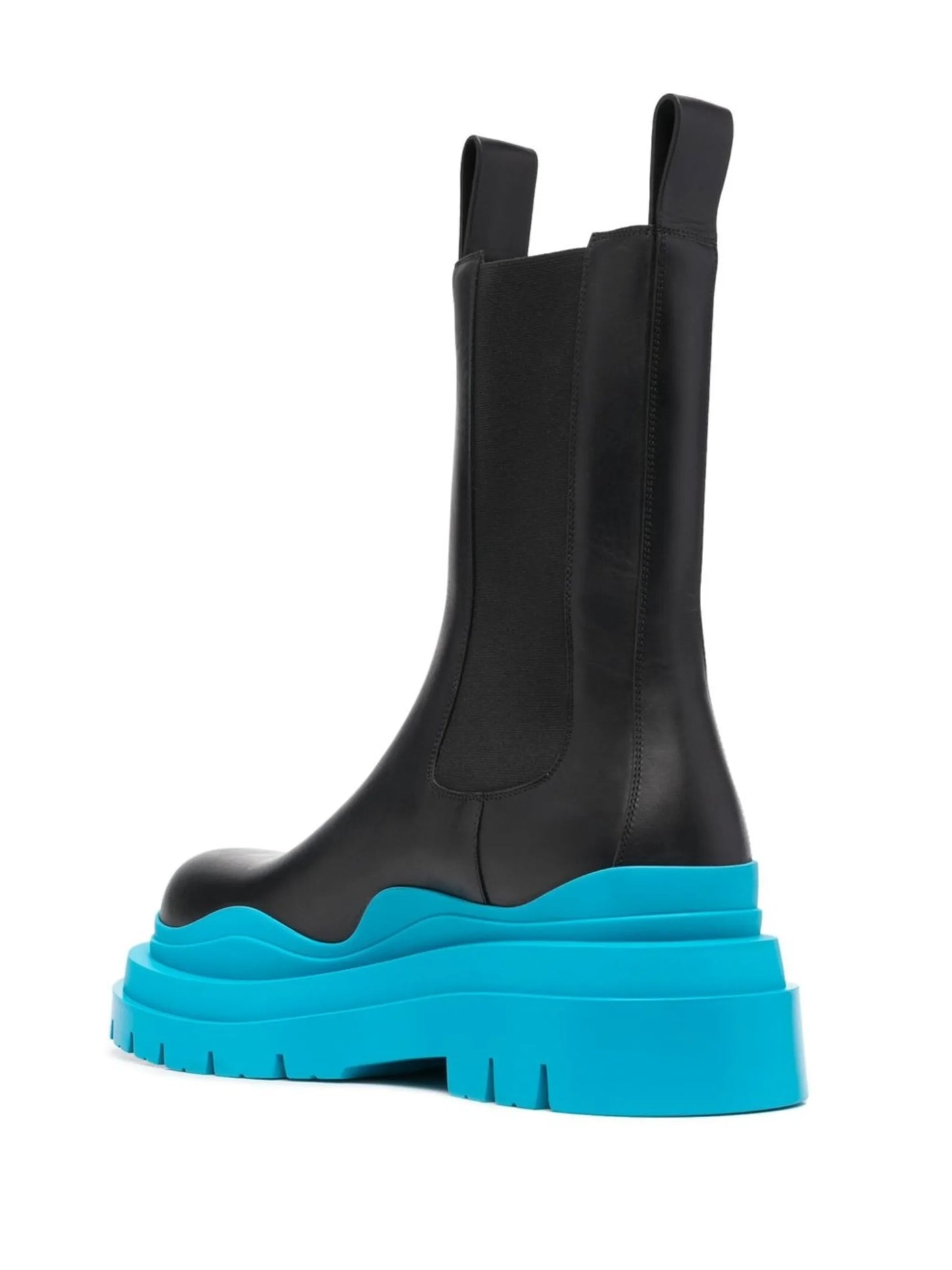 Tire ridged-sole boots