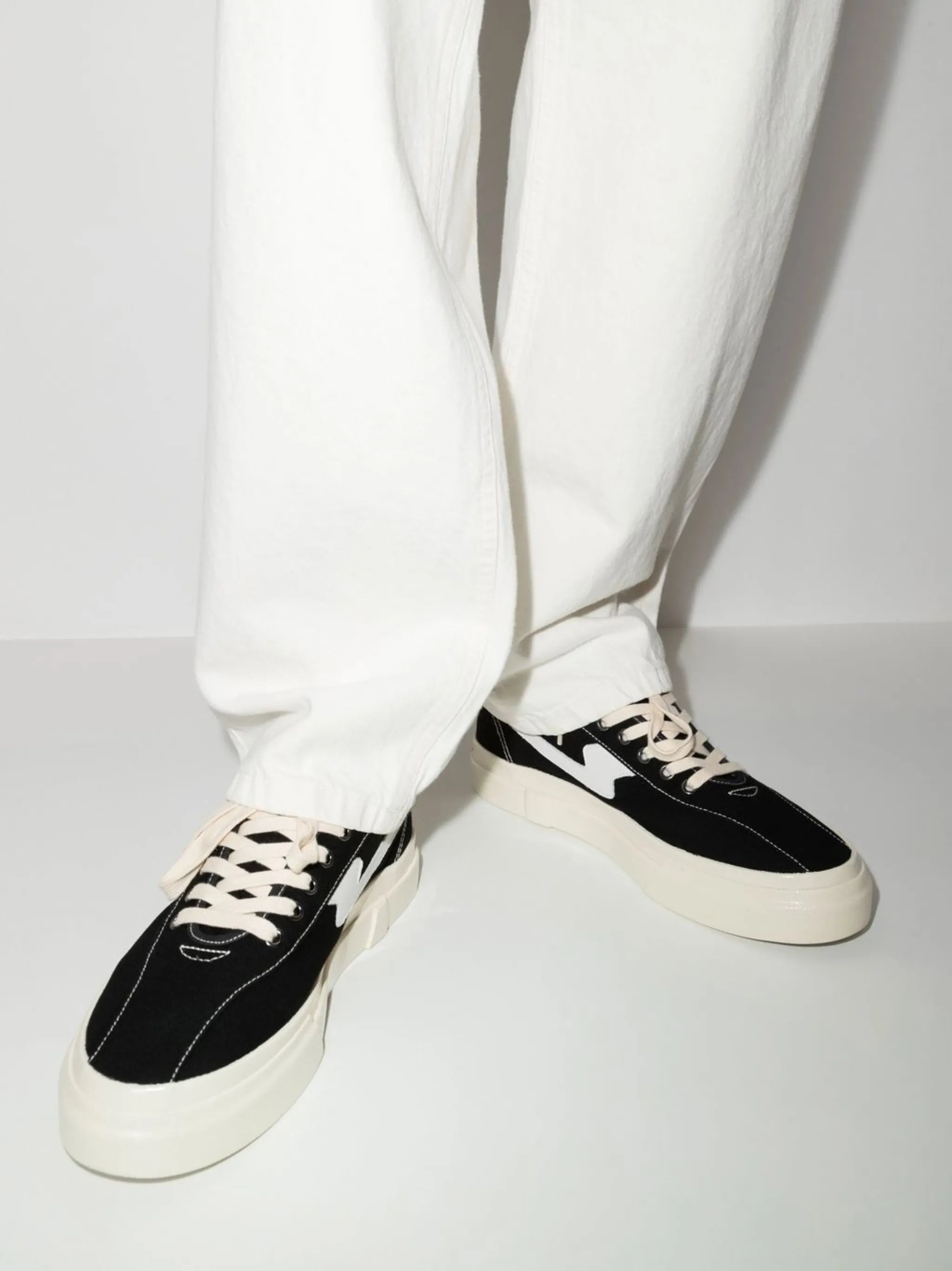 Dellow S-Strike low-top sneakers
