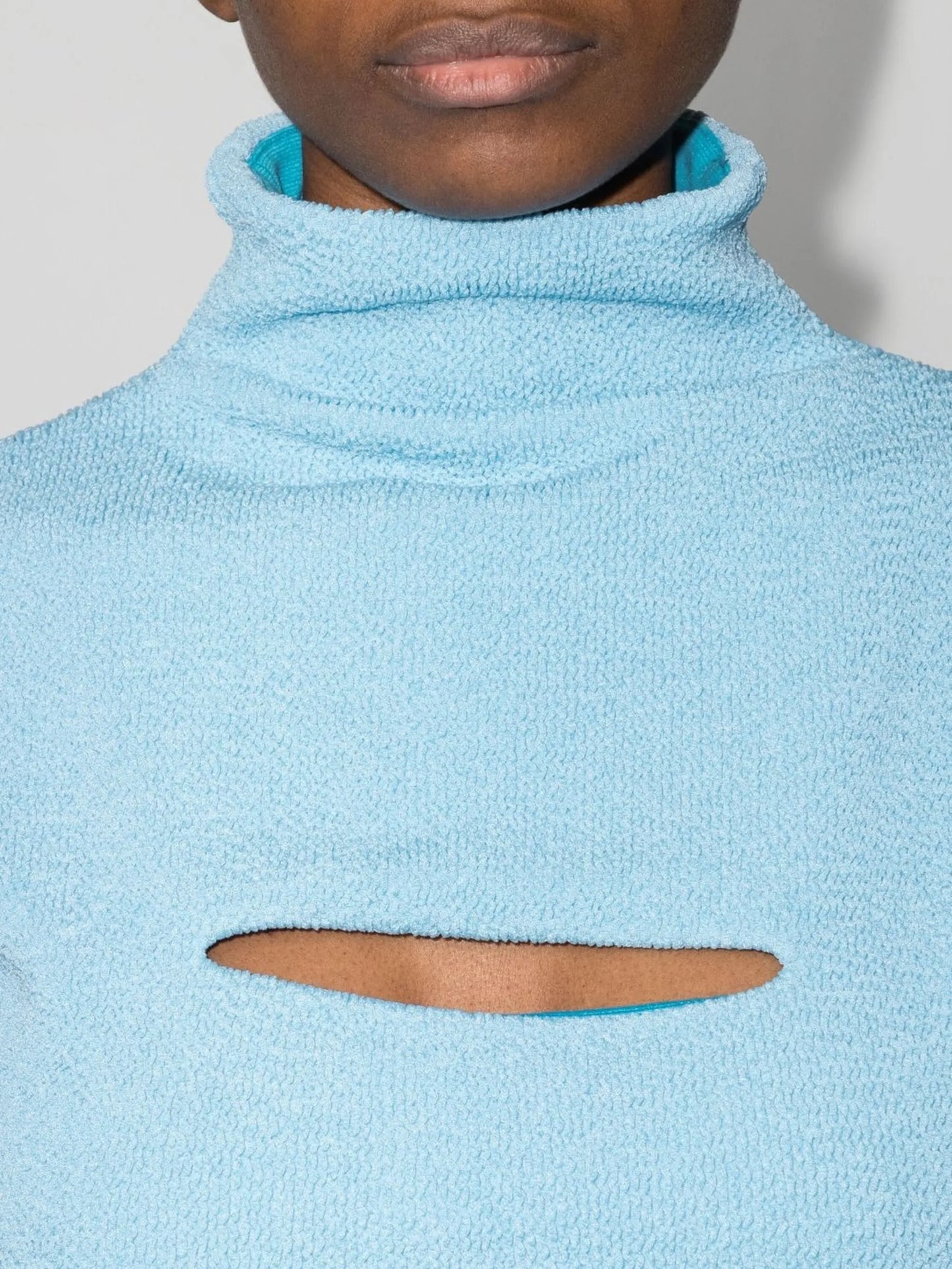 cut out-detail roll neck knitted top