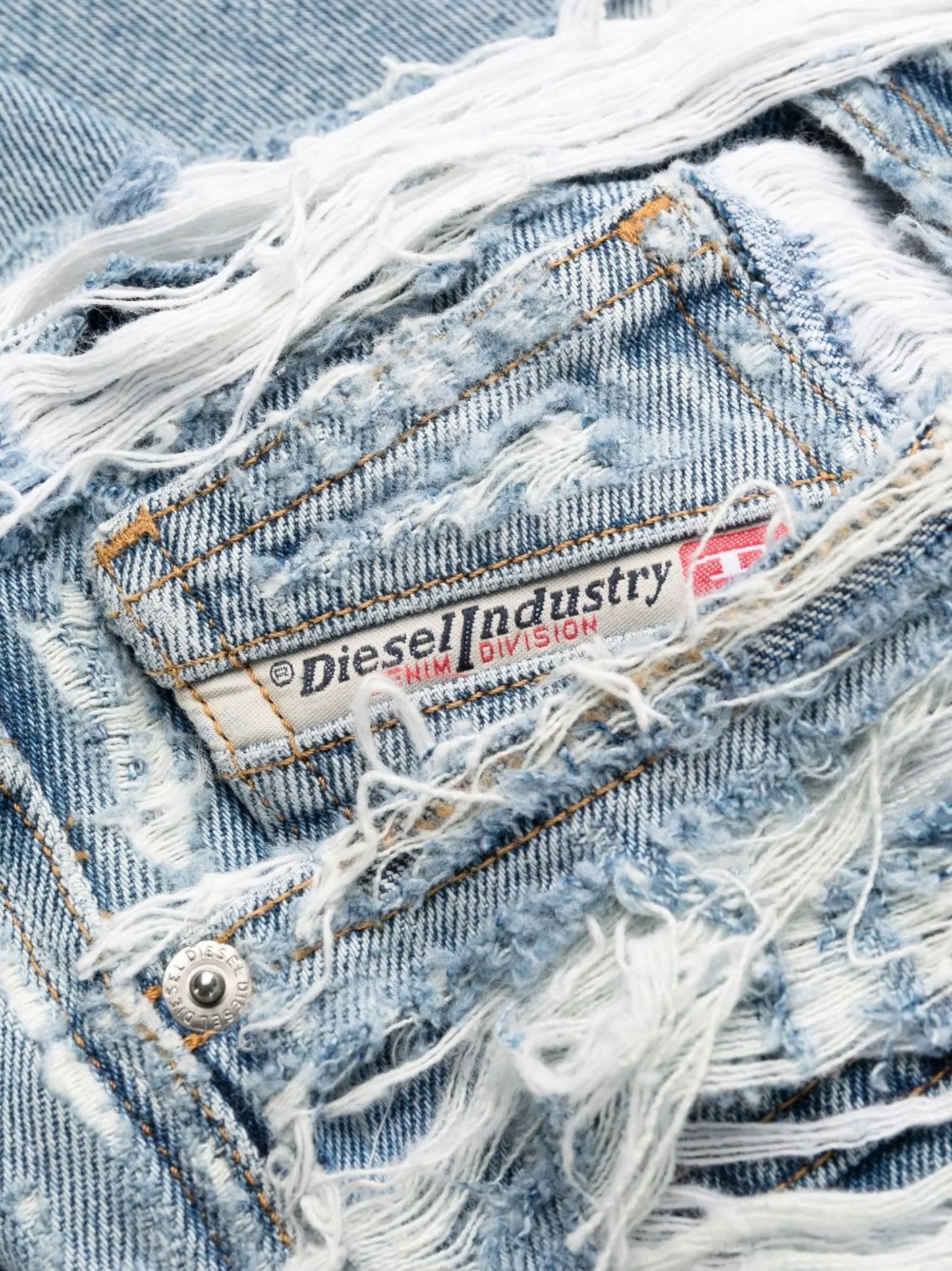 mid-rise ripped-detail jeans