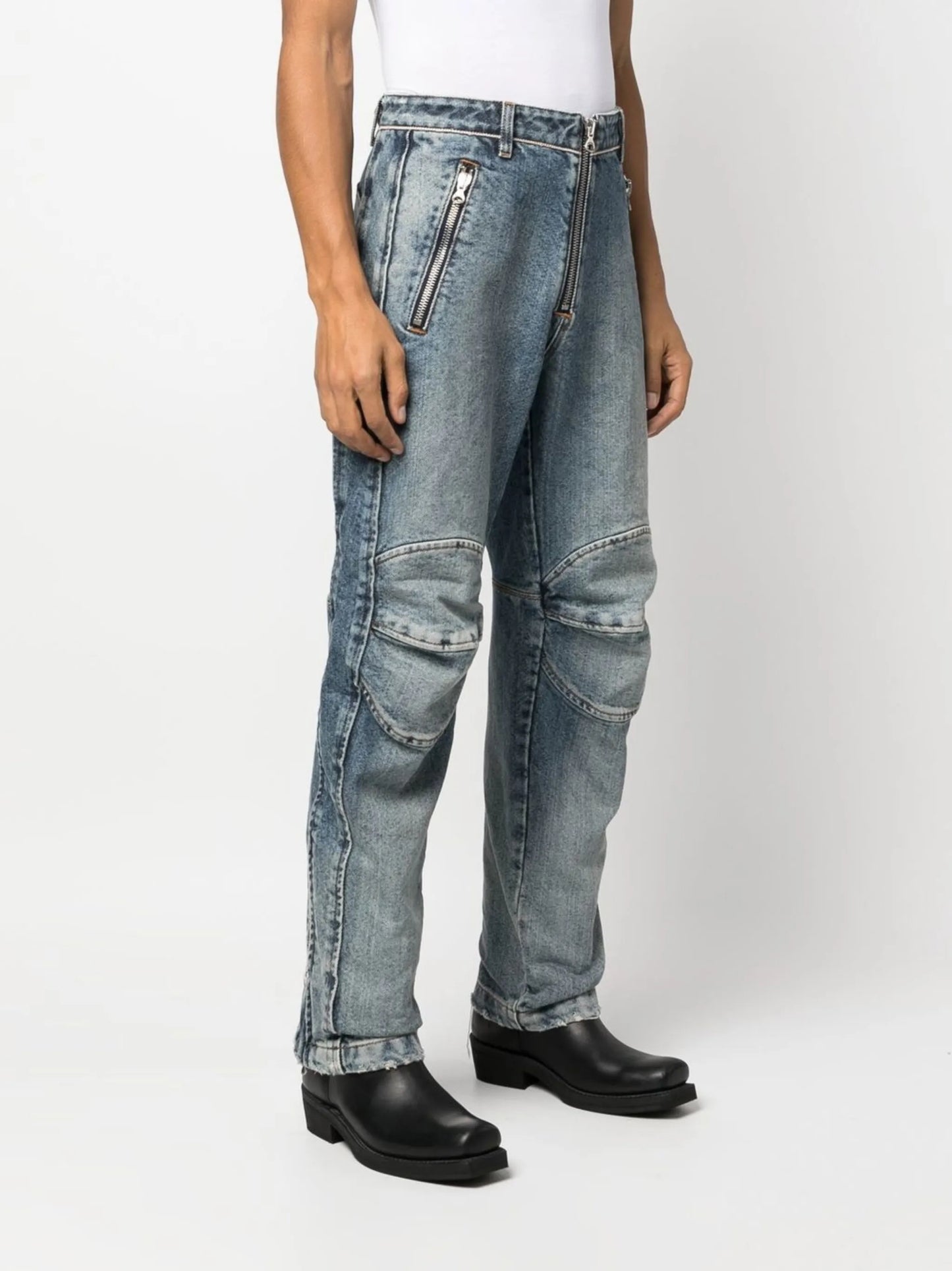 knee-pad zip-up jeans