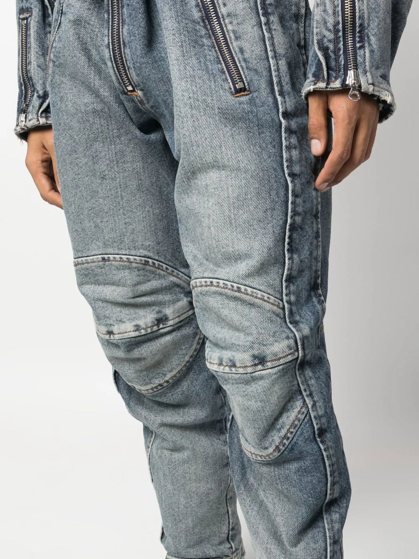 knee-pad zip-up jeans