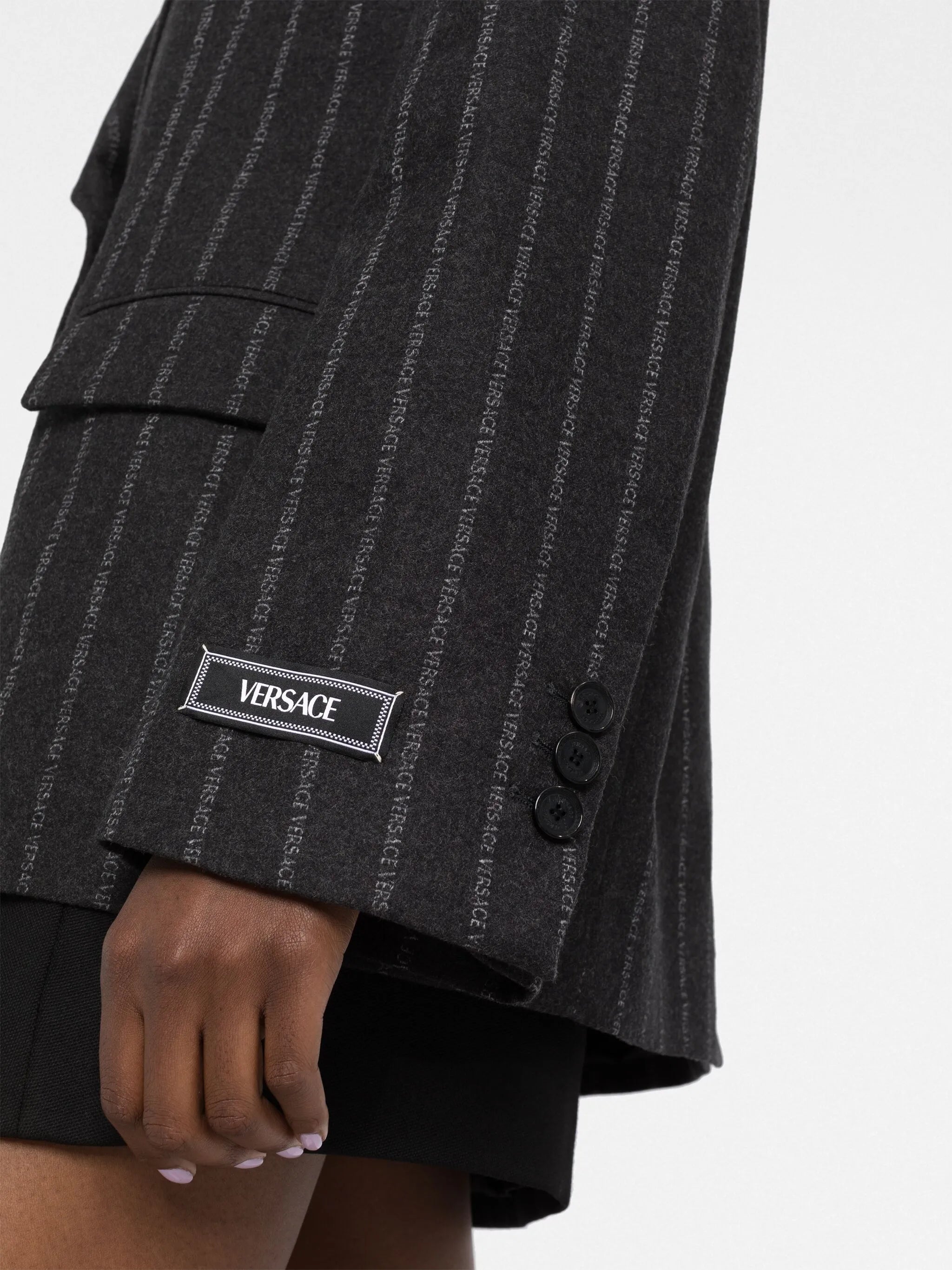 shoulder-pads logo-print blazer