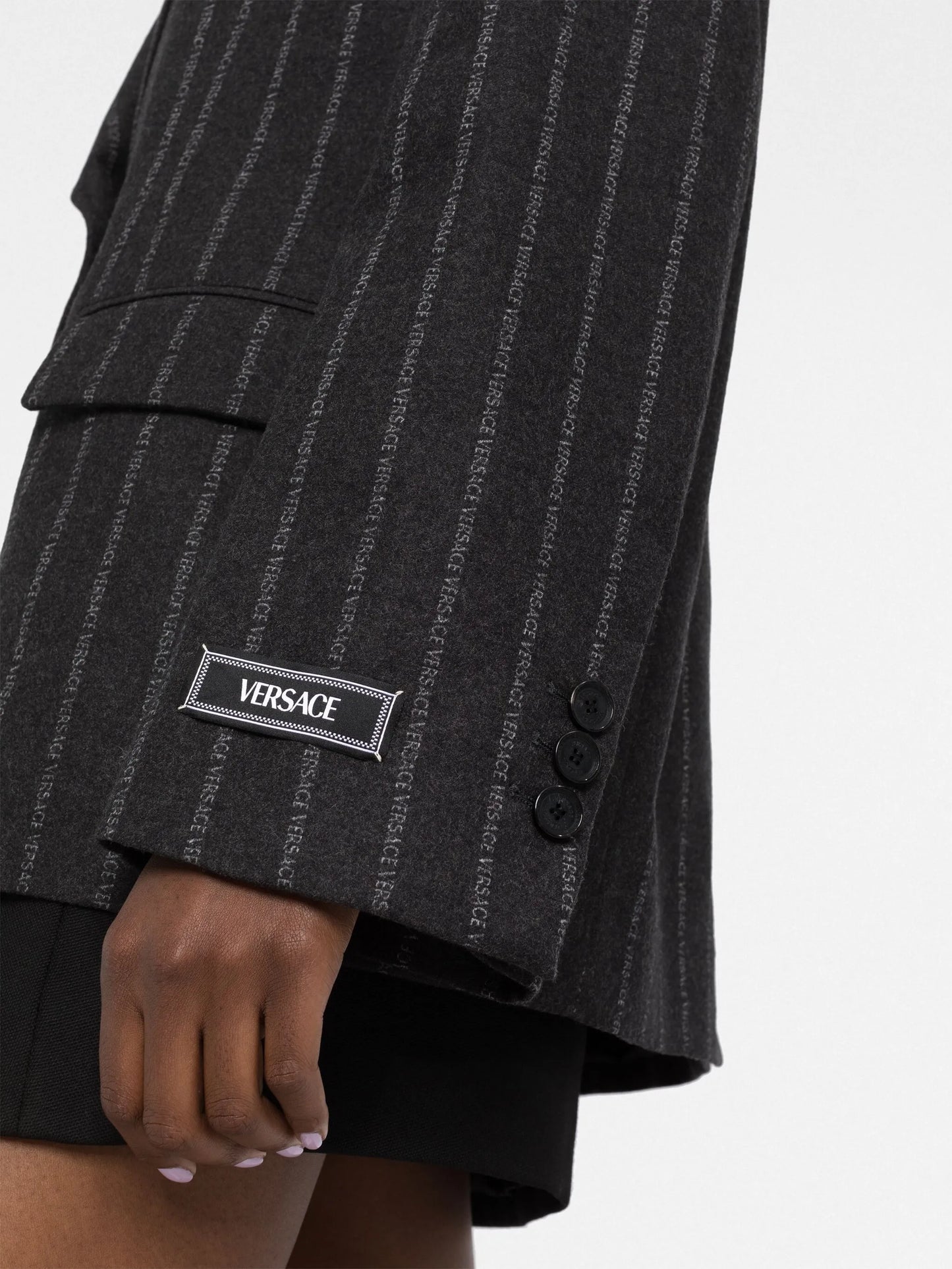 shoulder-pads logo-print blazer