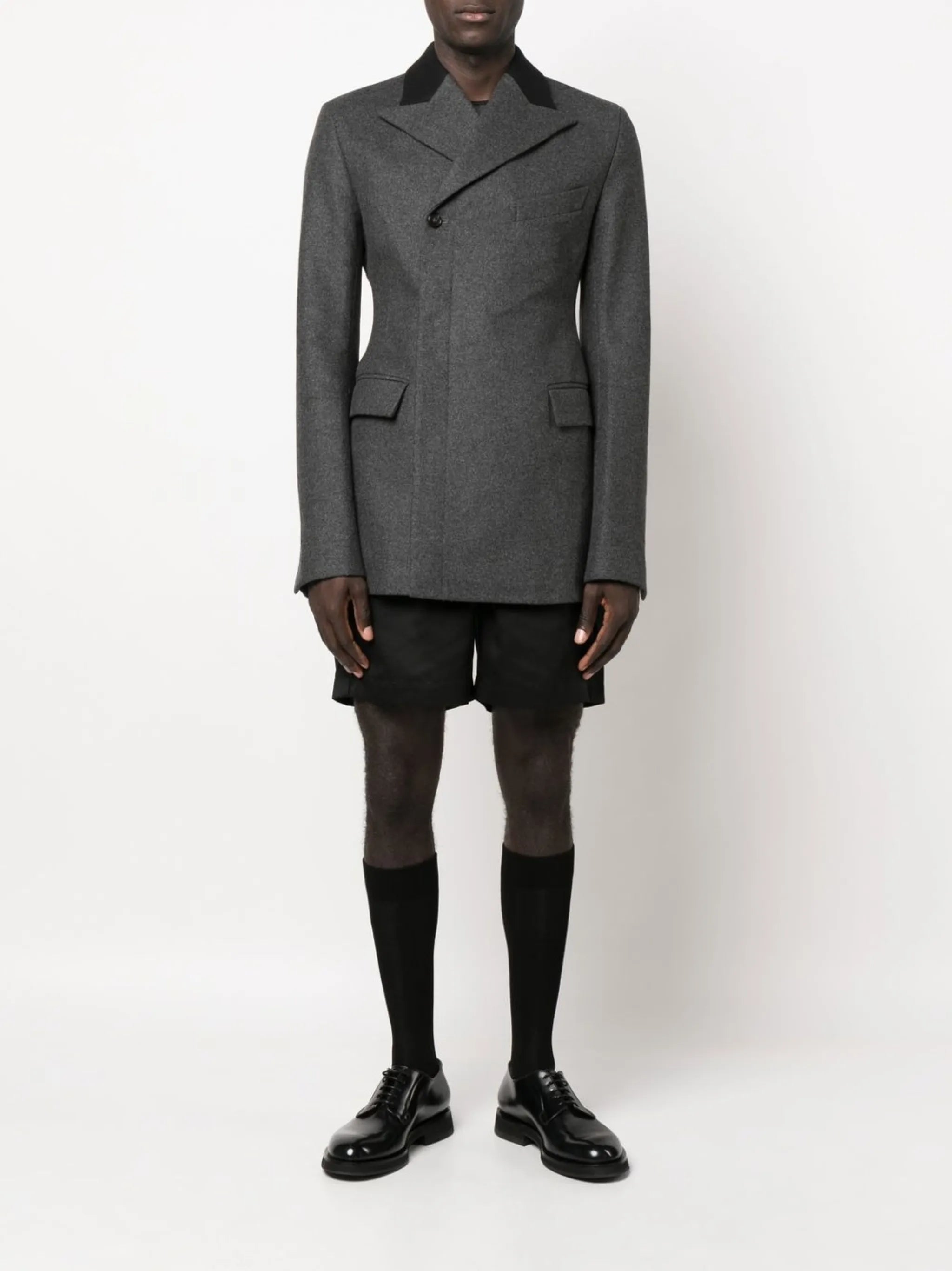 peak-lapels double-breasted jacket
