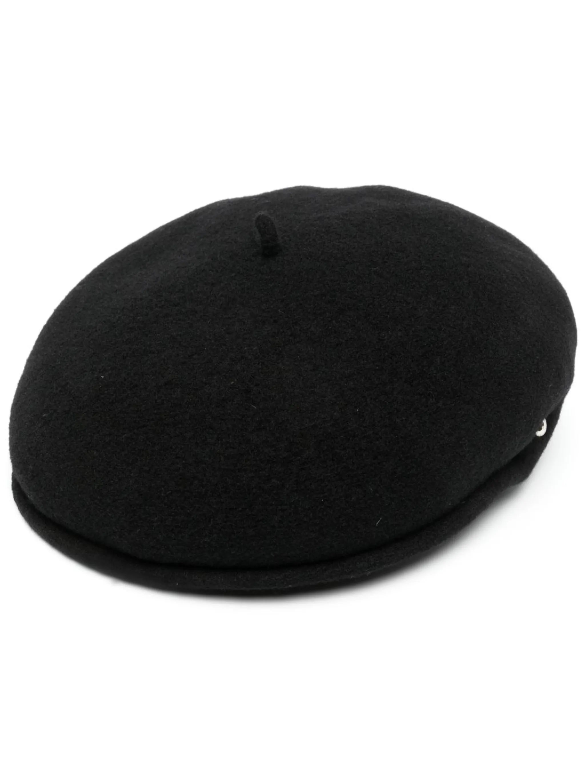 logo-embroidered beret