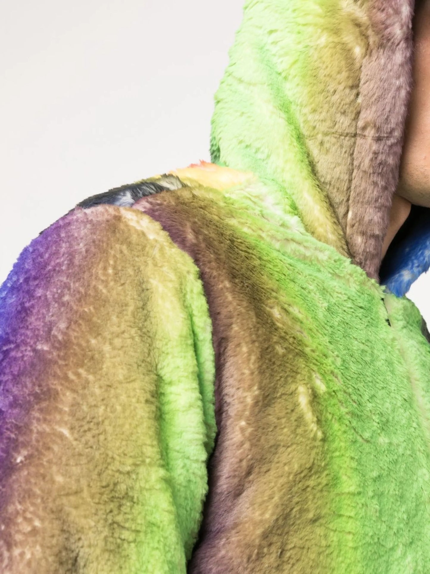 gradient-effect faux-fur jacket