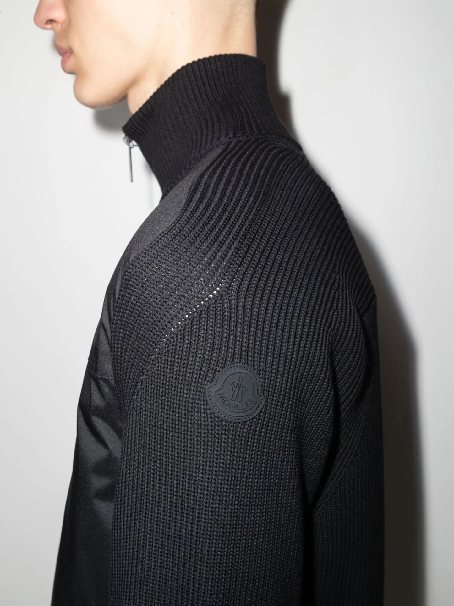 logo-print knitted zip cardigan