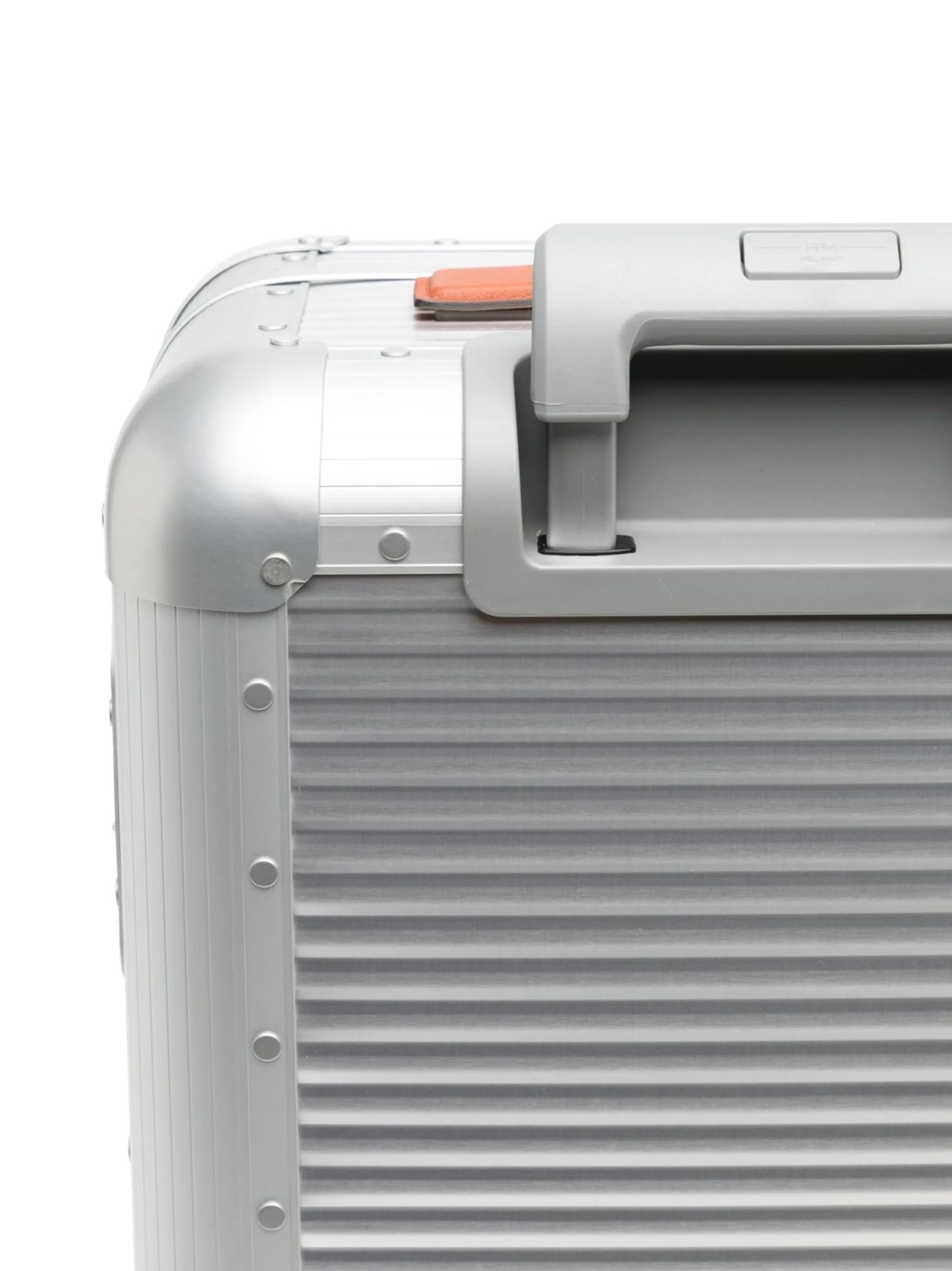 Spinner 68 cabin case