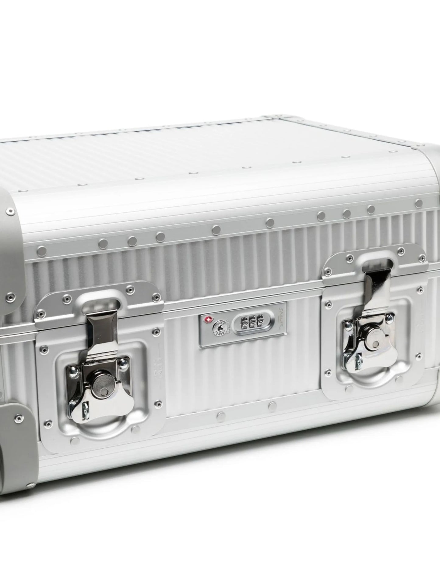 Spinner 68 cabin case