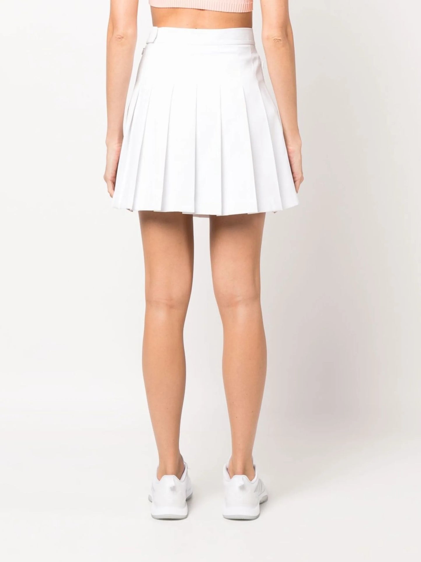 high-waisted pleated skirt