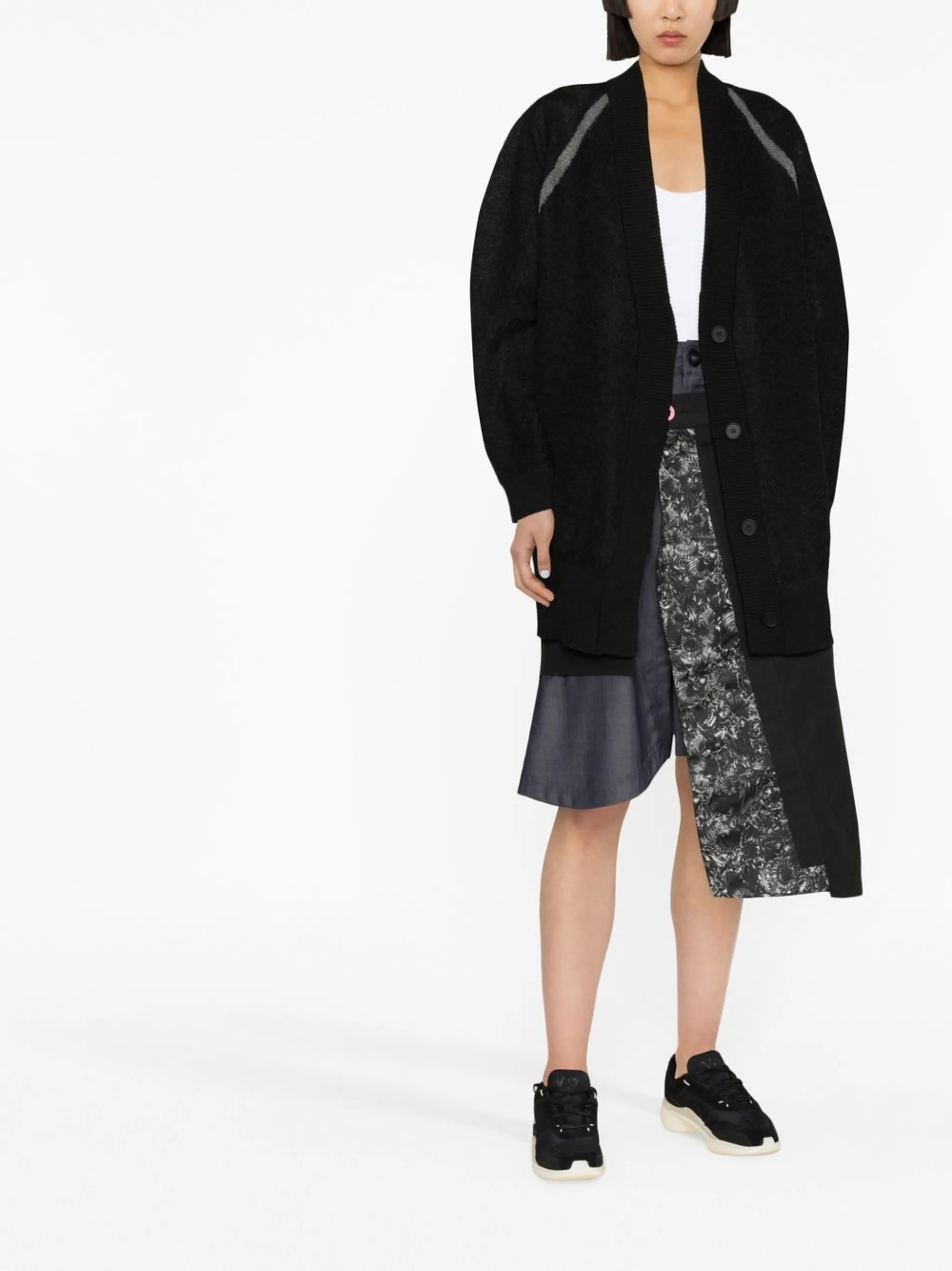 single-breasted button-fastening cardigan