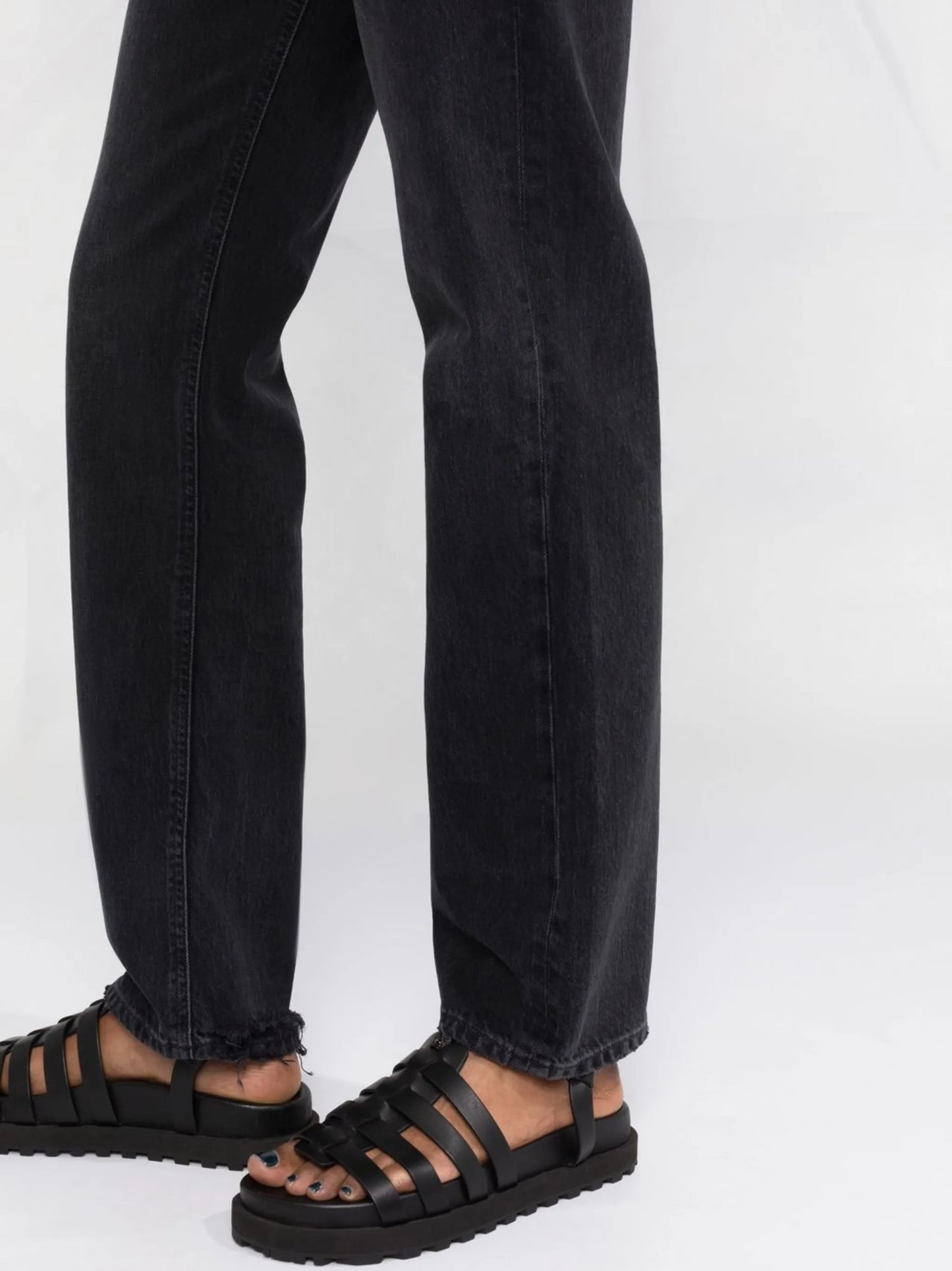 raw-edge hem slim straight jeans