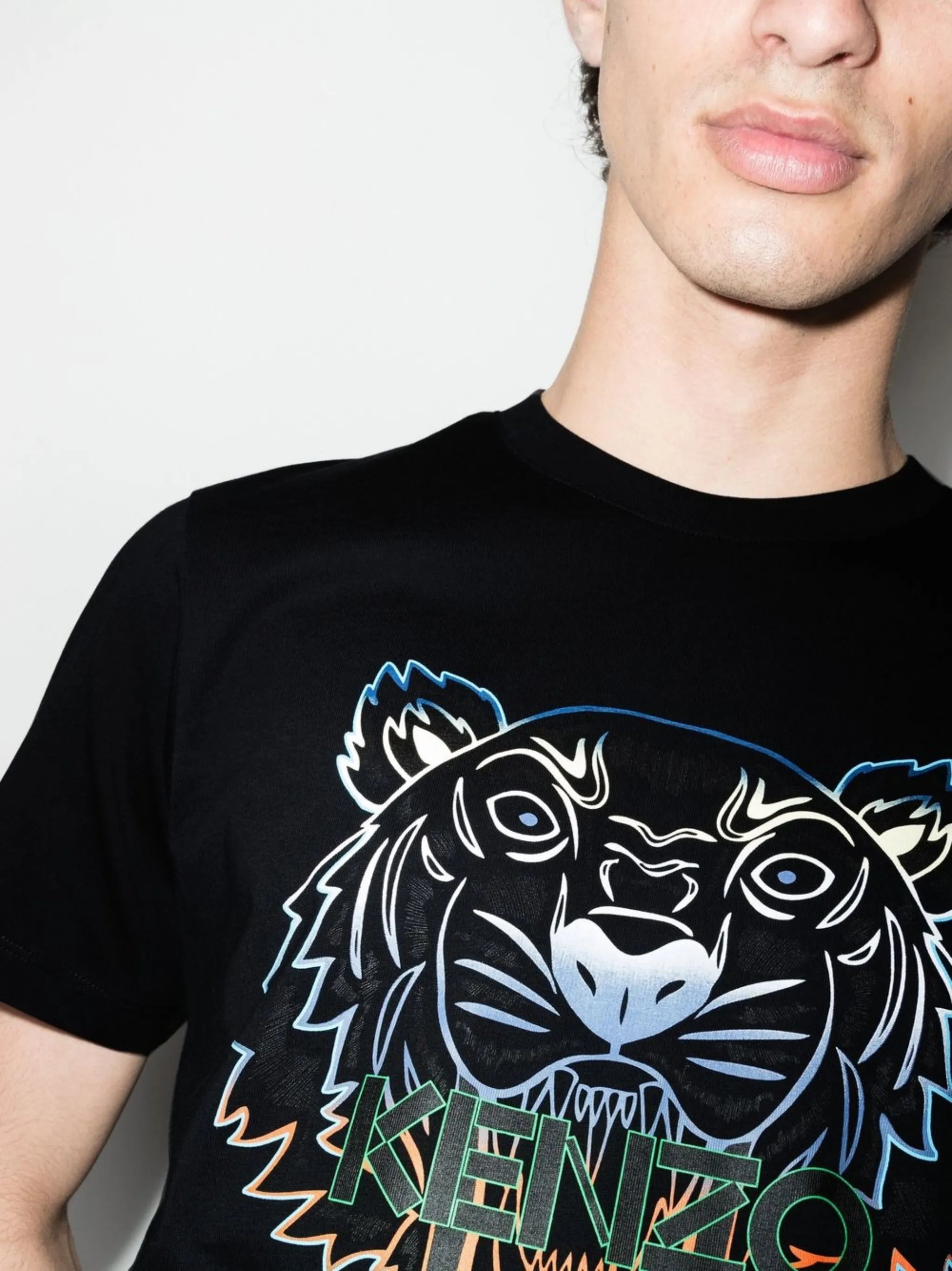 Tiger-print T-shirt