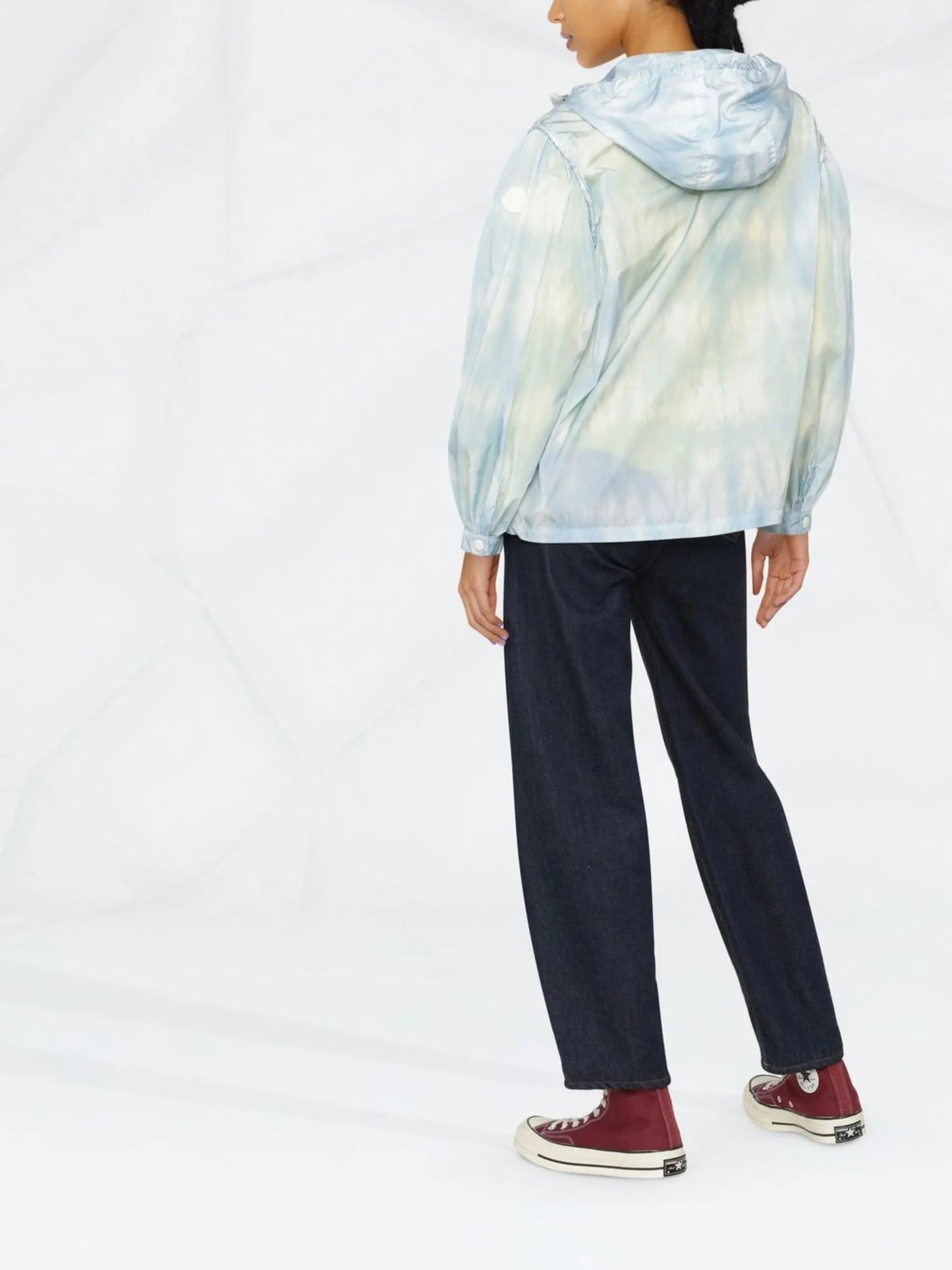 zip-fastening hooded jacket