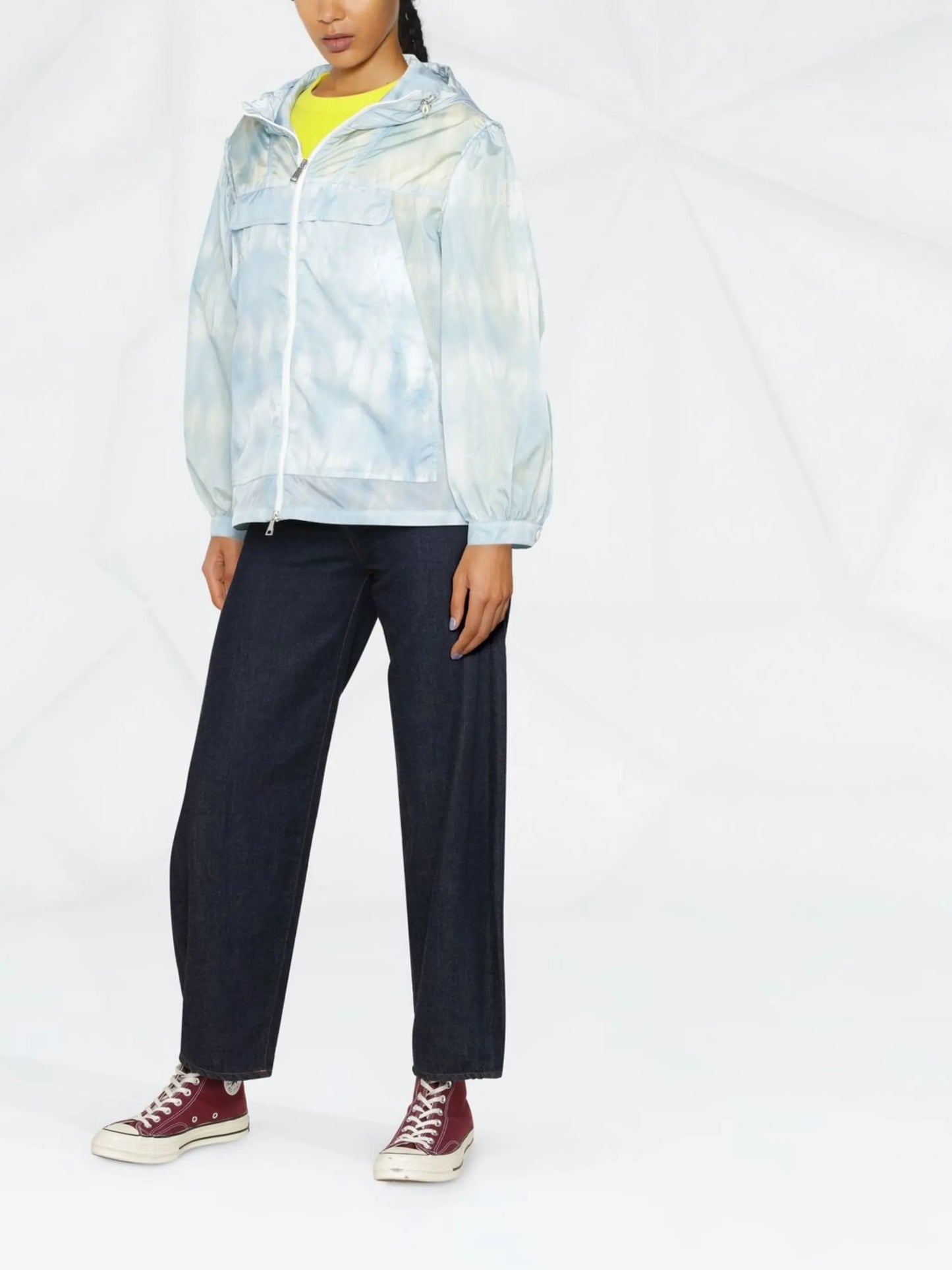 zip-fastening hooded jacket