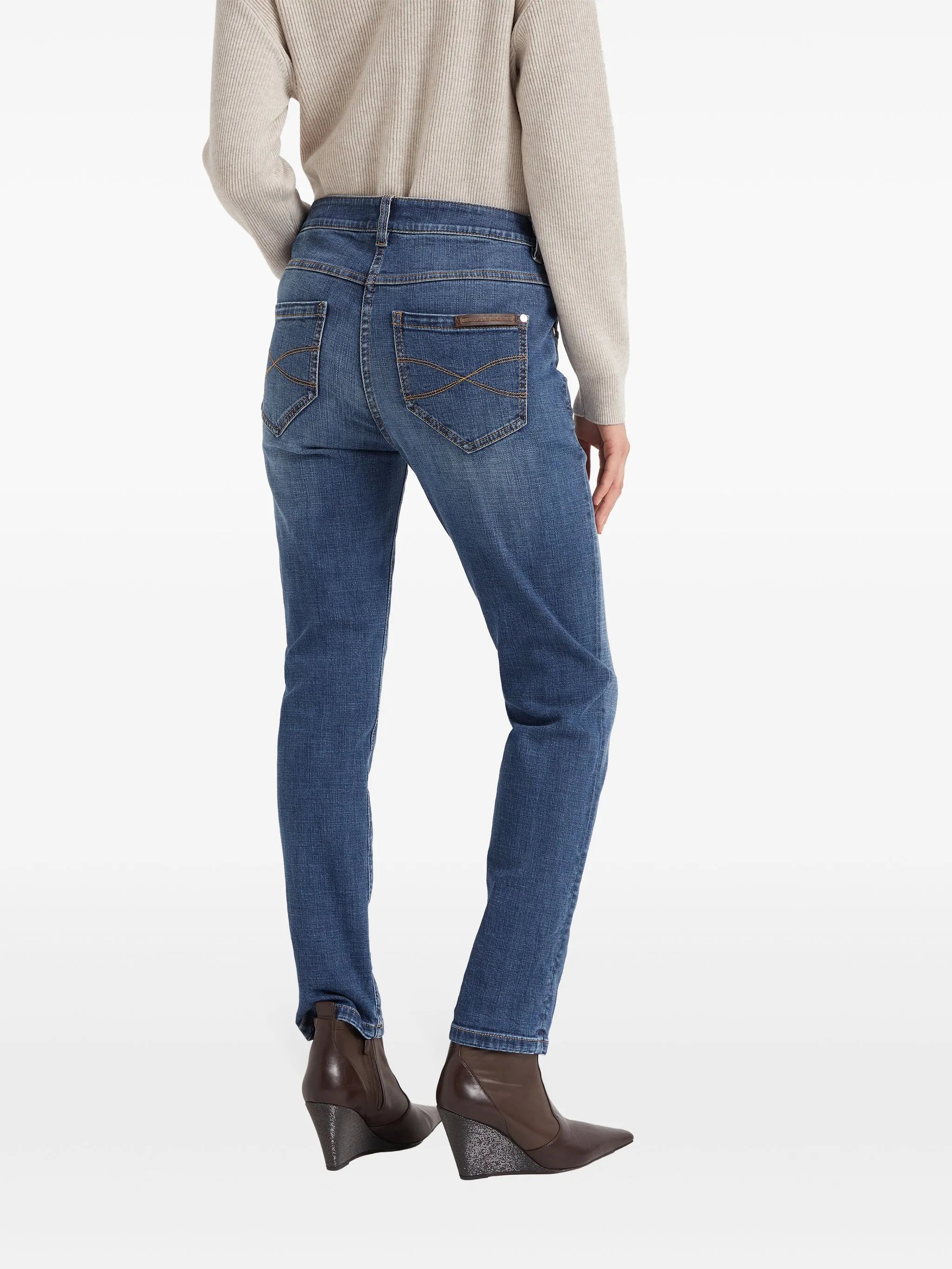 five-pocket jeans