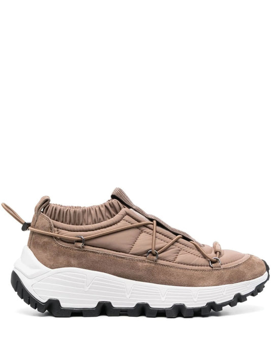 platform-sole low-top sneakers