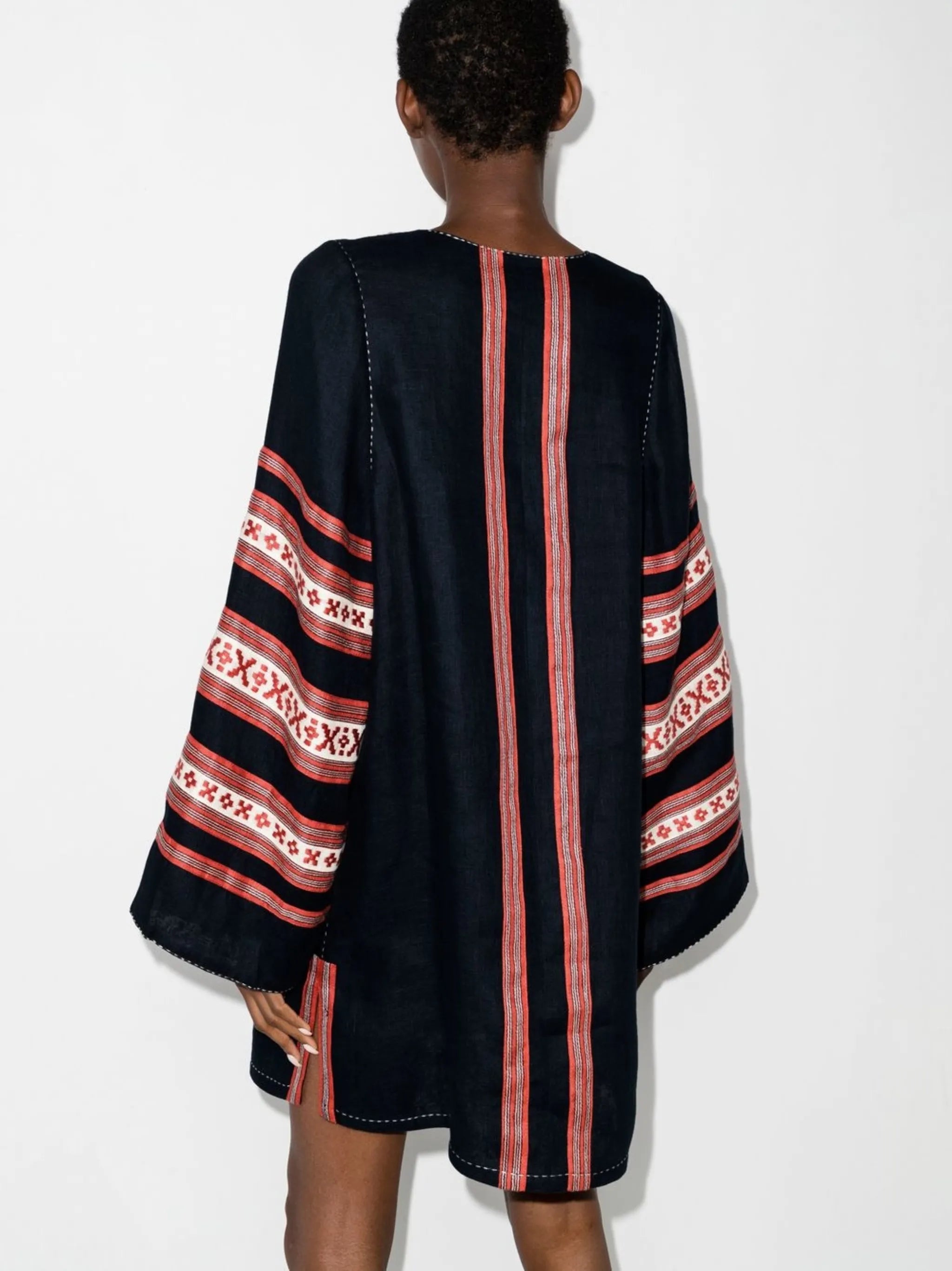 embroidered-design long-sleeve dress