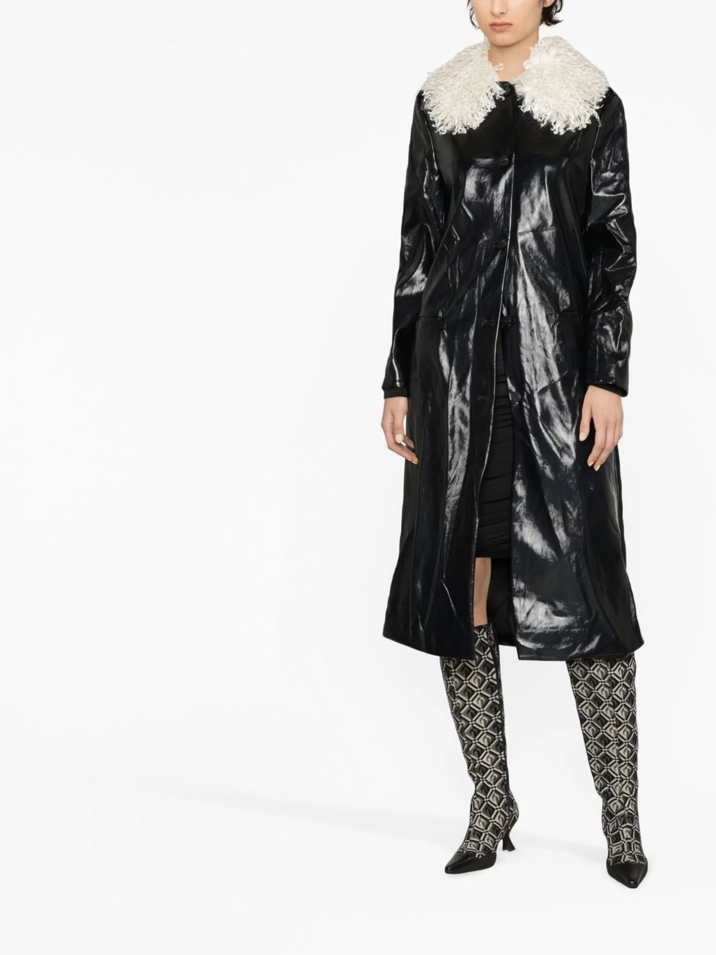 Varnishes faux-shearling collar coat