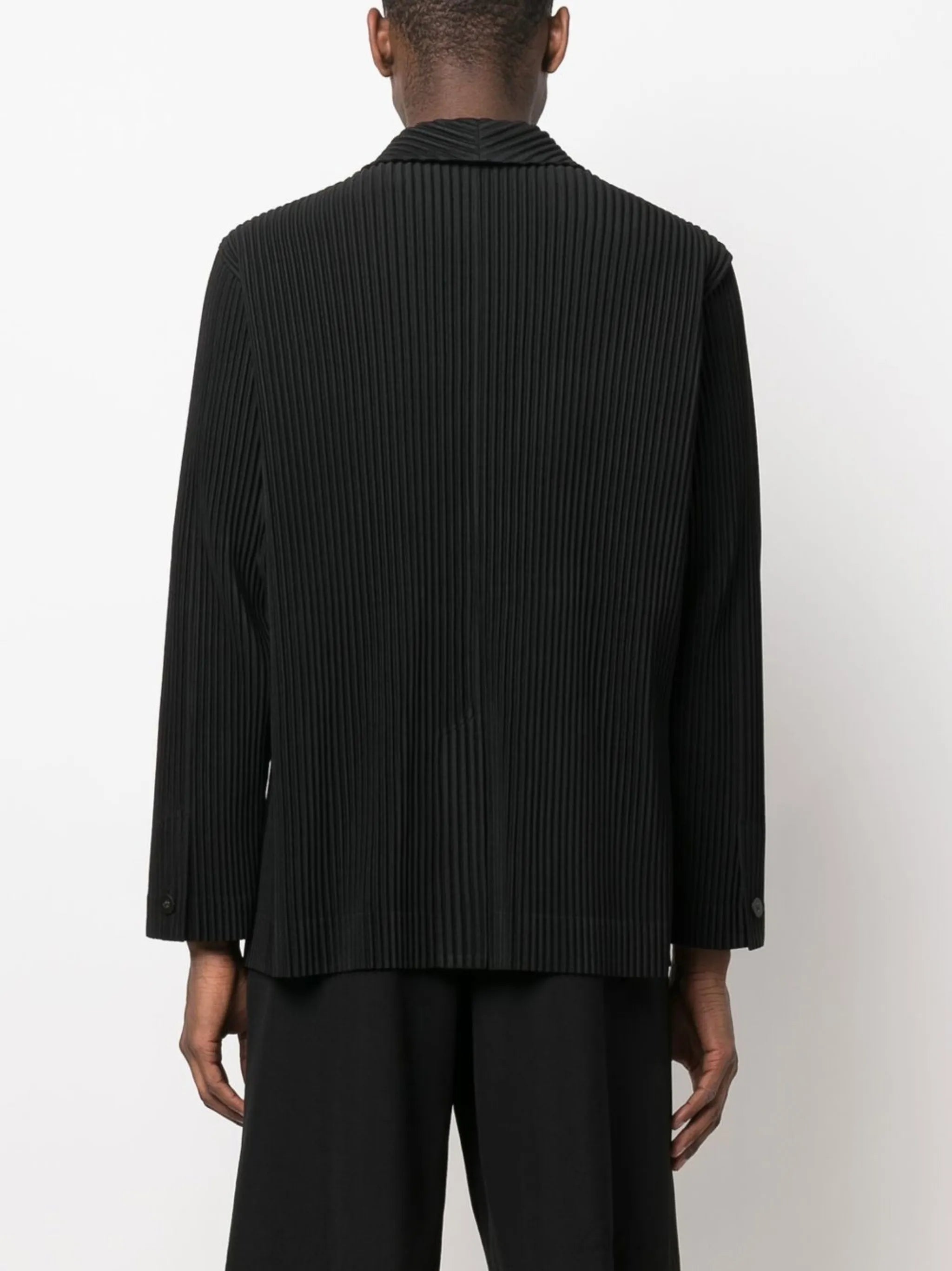 pleated-design jacket