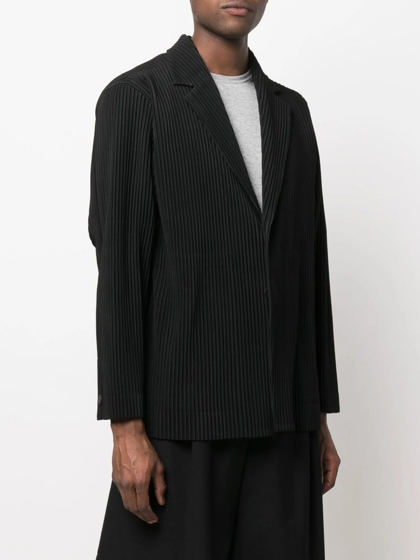 pleated-design jacket