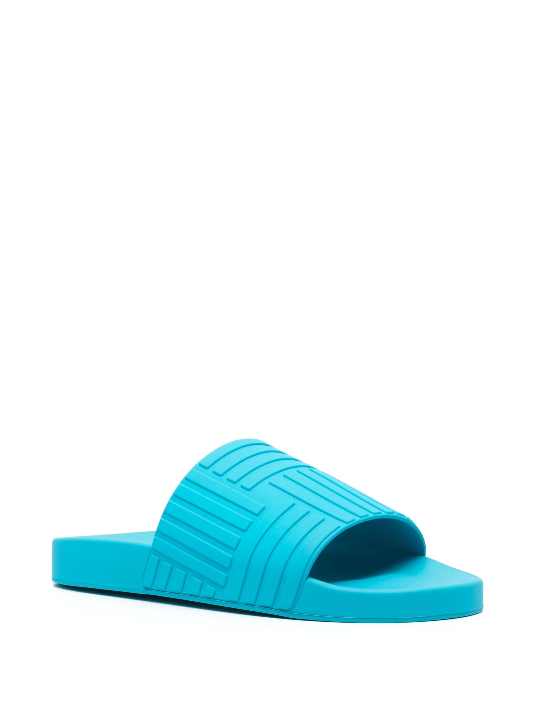 Intrecciato slides