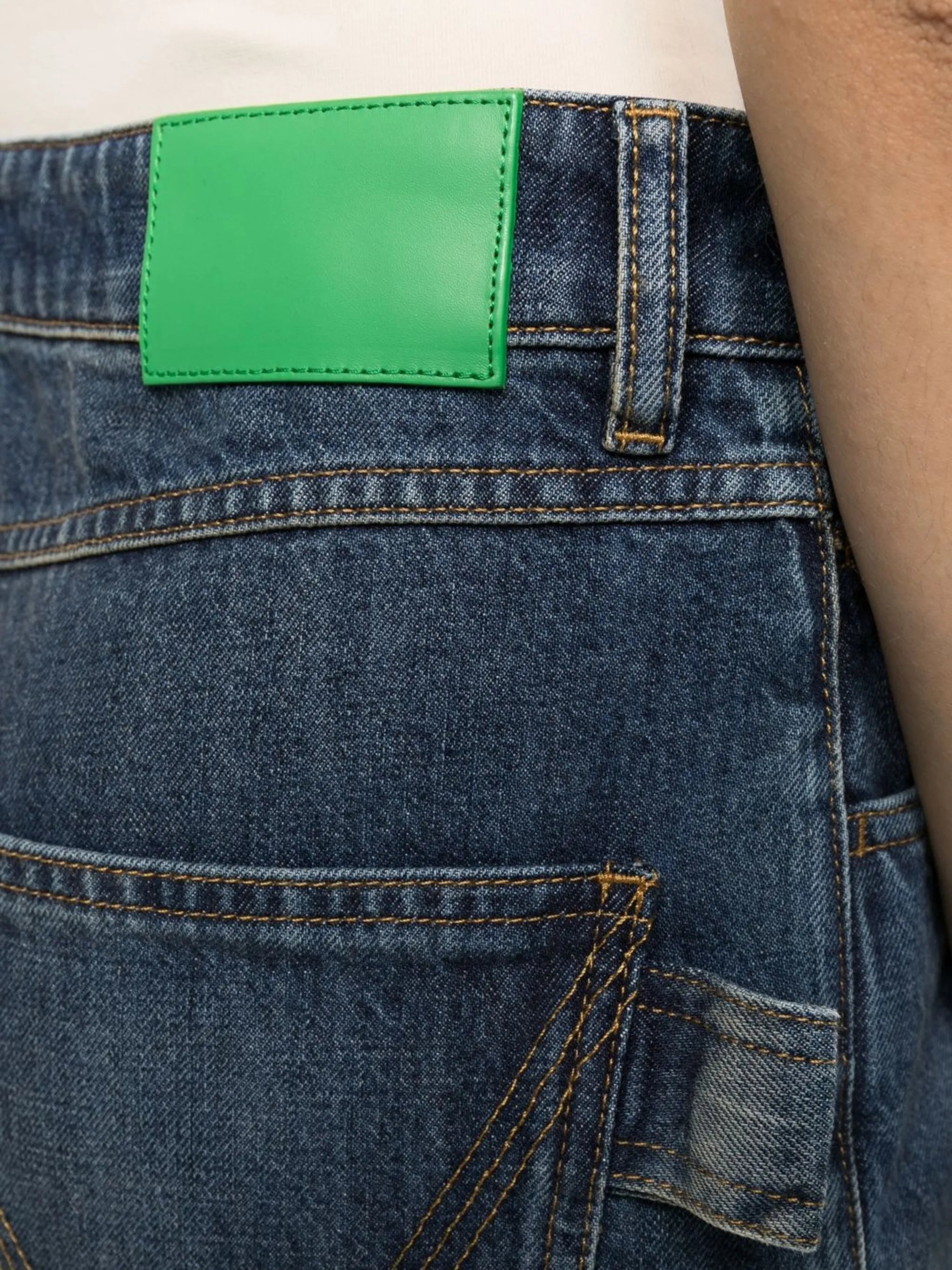 logo-patch jeans