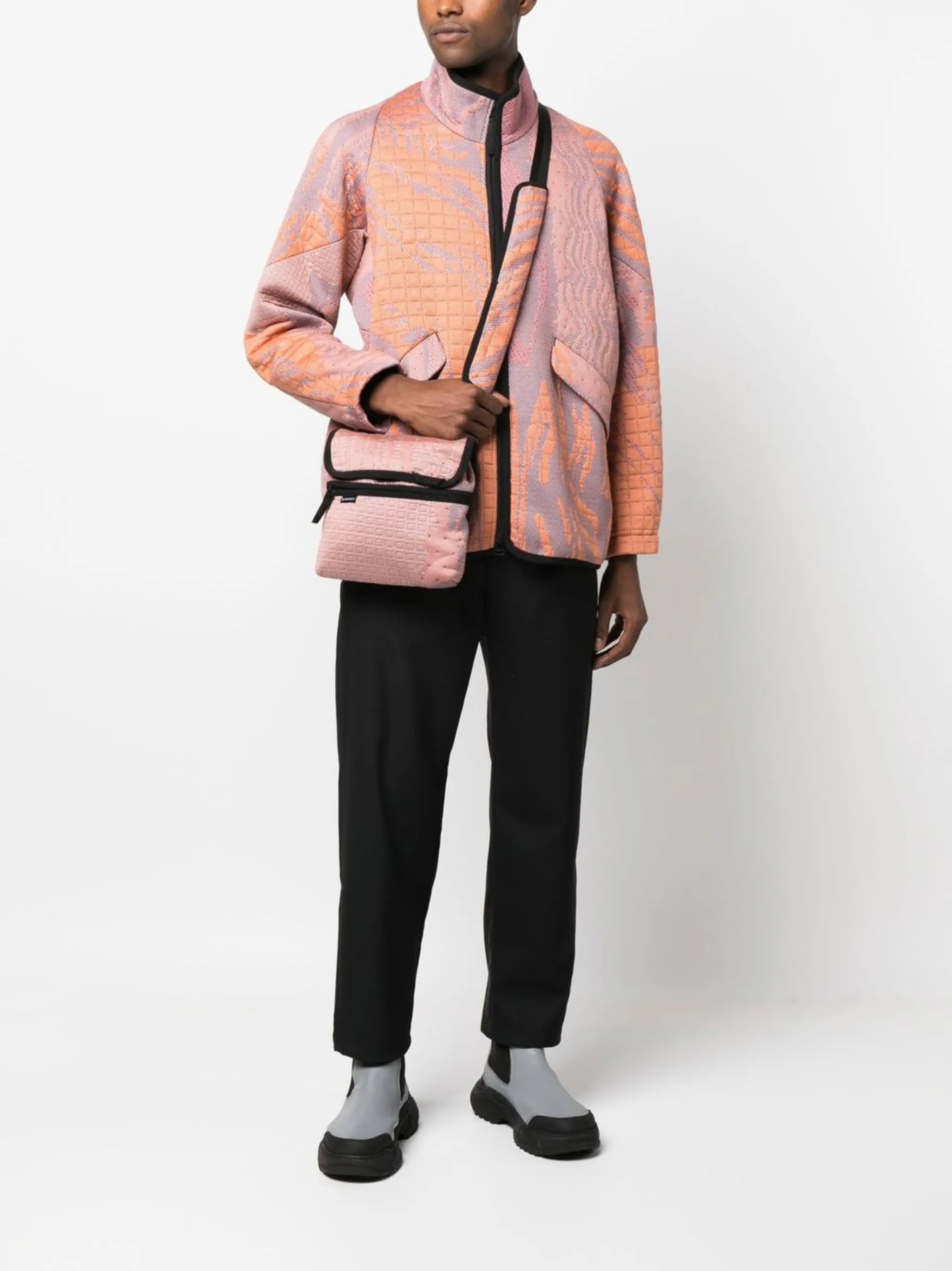logo-patch jacquard messenger bag