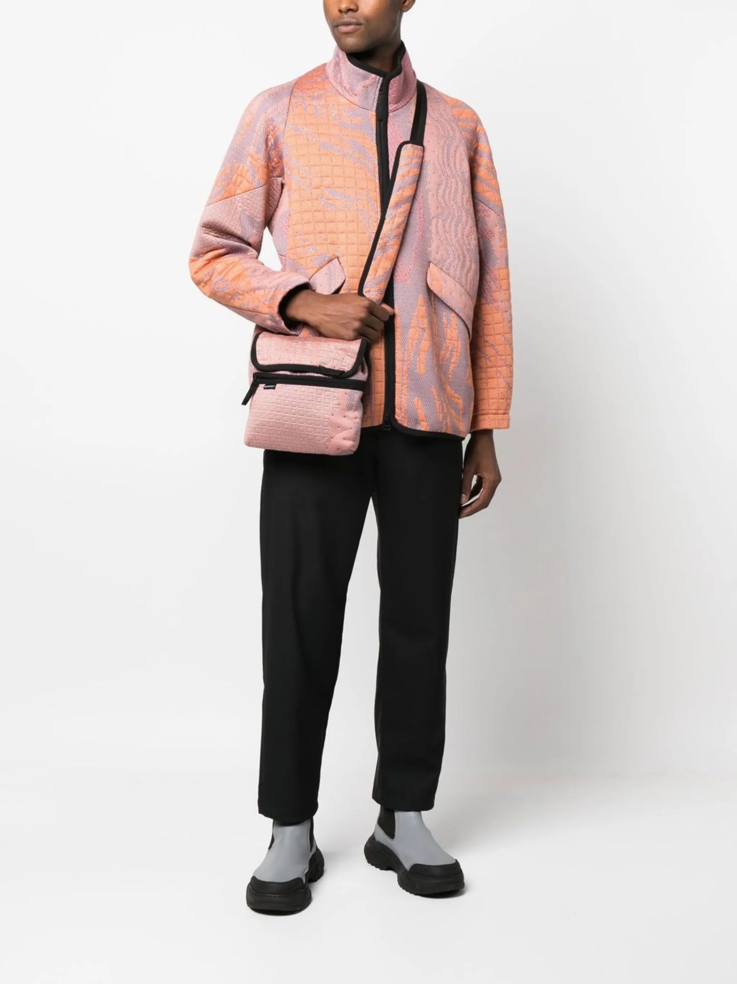 logo-patch jacquard messenger bag