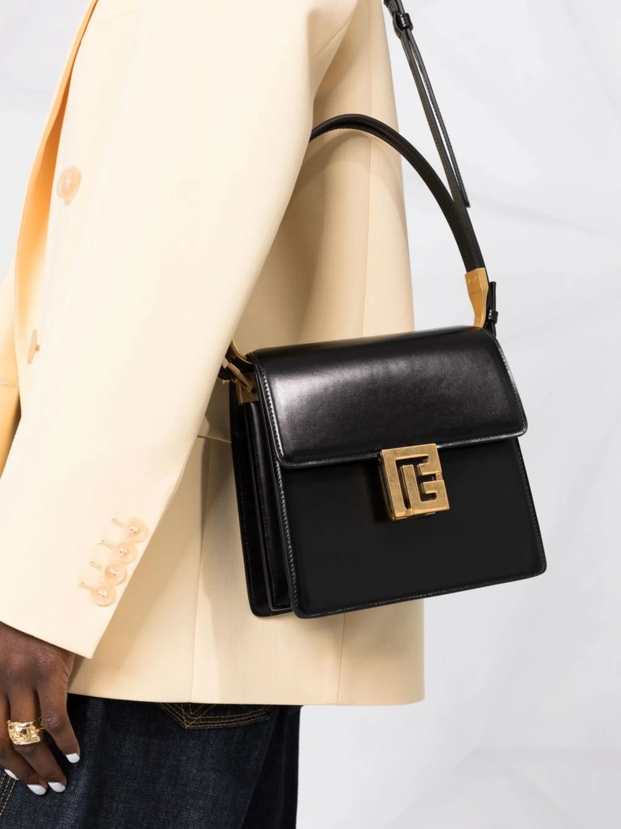 Ely 64.83 shoulder bag