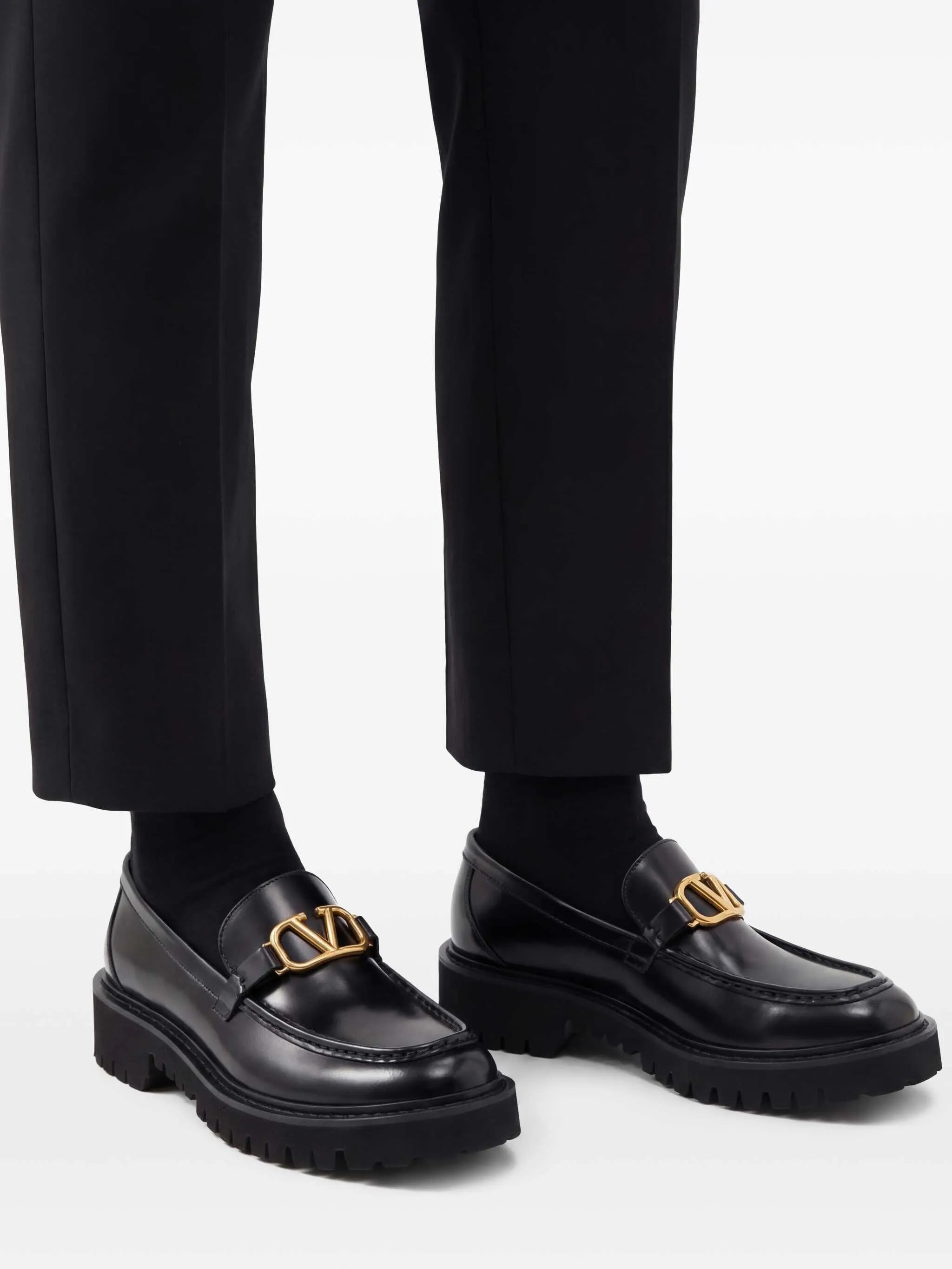 VLogo Signature leather loafers