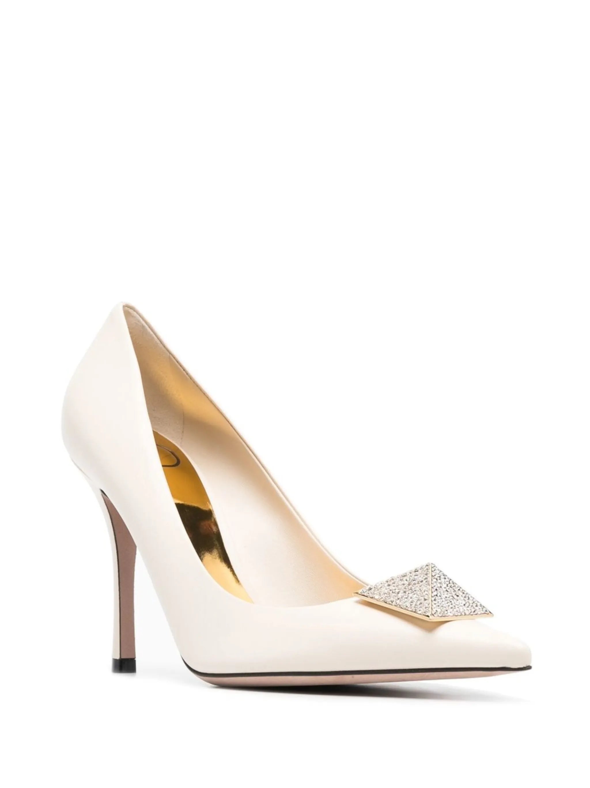 Rockstud crystal-embellished pumps
