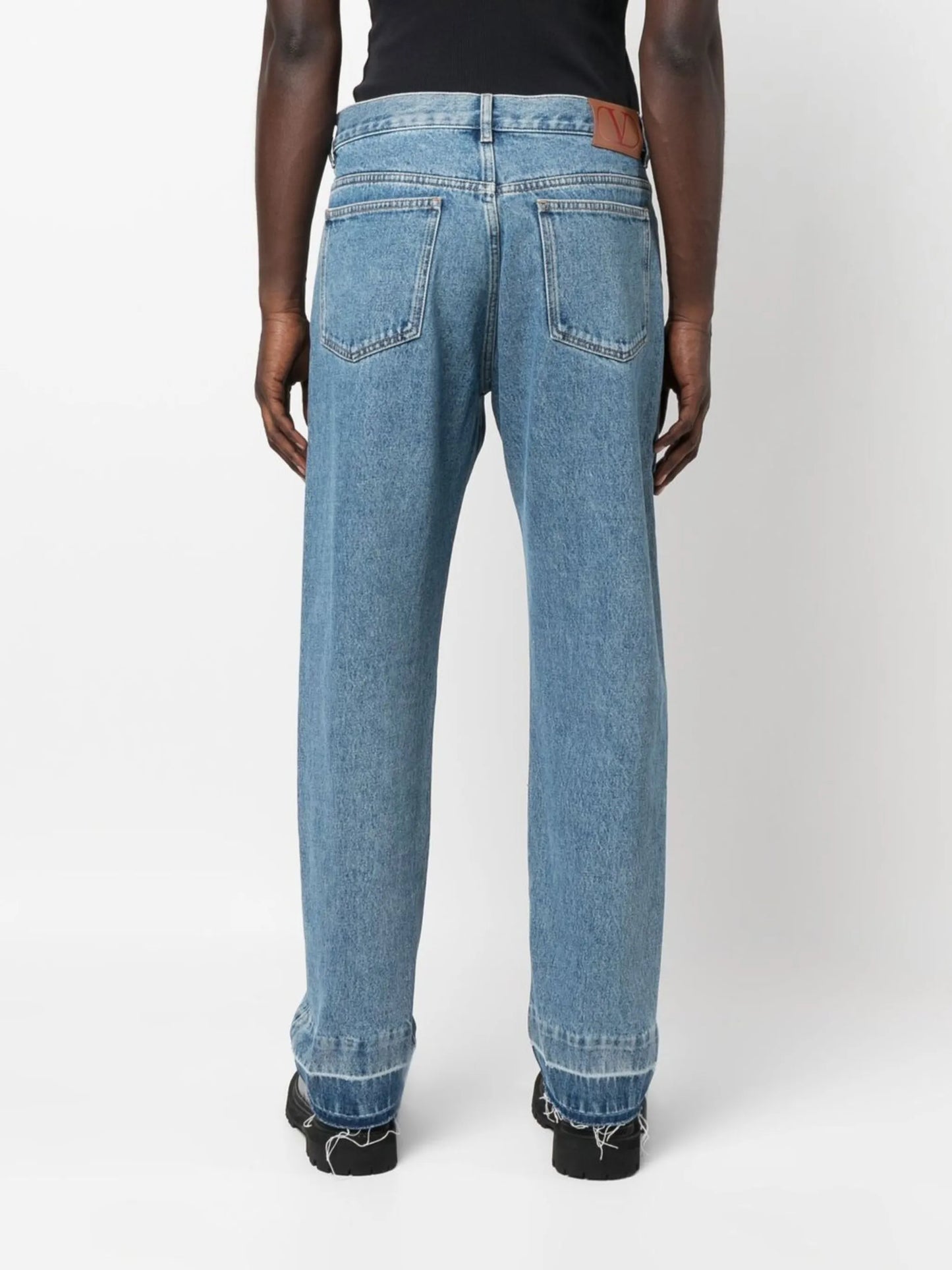 VLogo straight-leg jeans