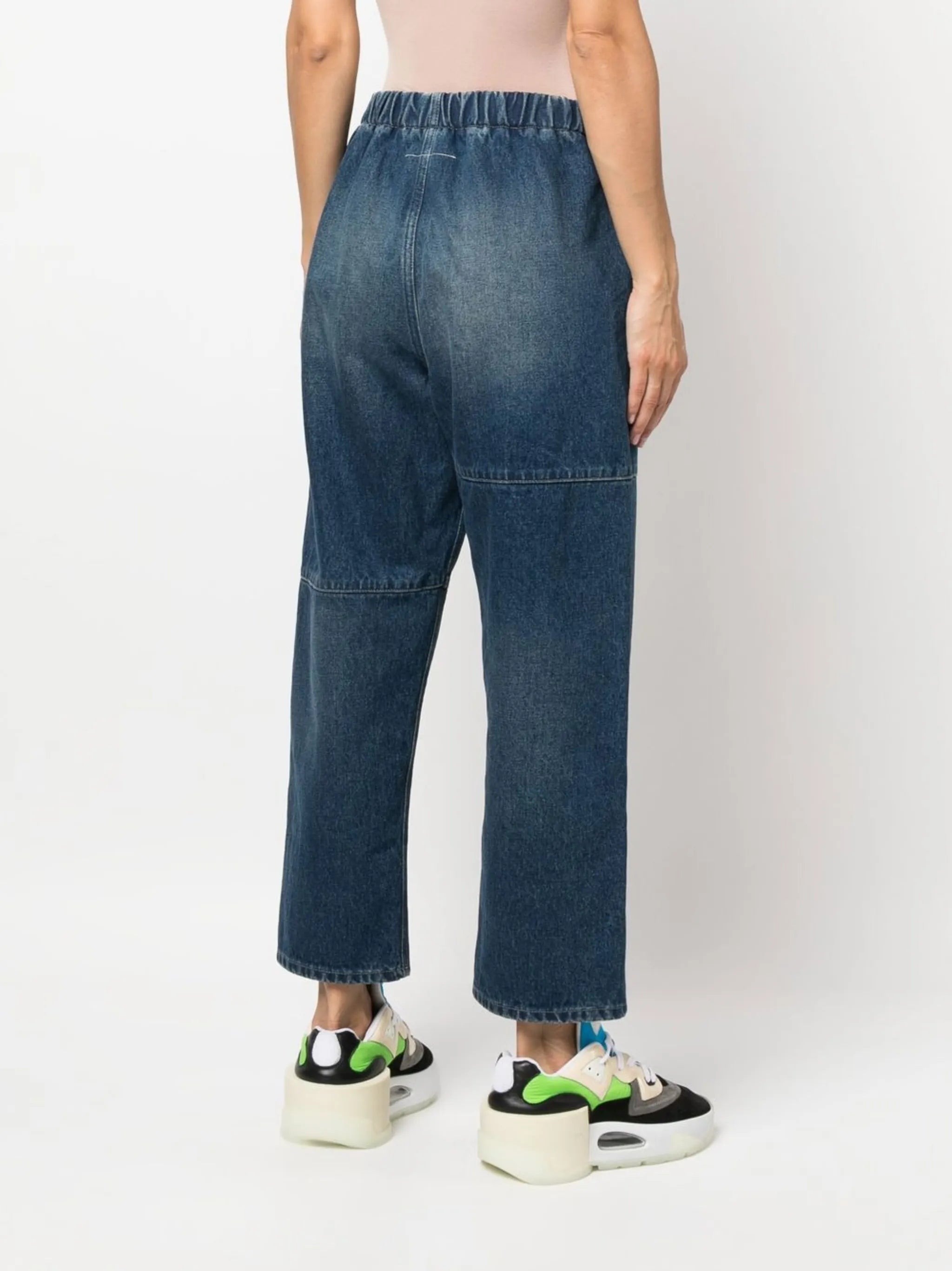 elasticated-waist wide-leg jeans