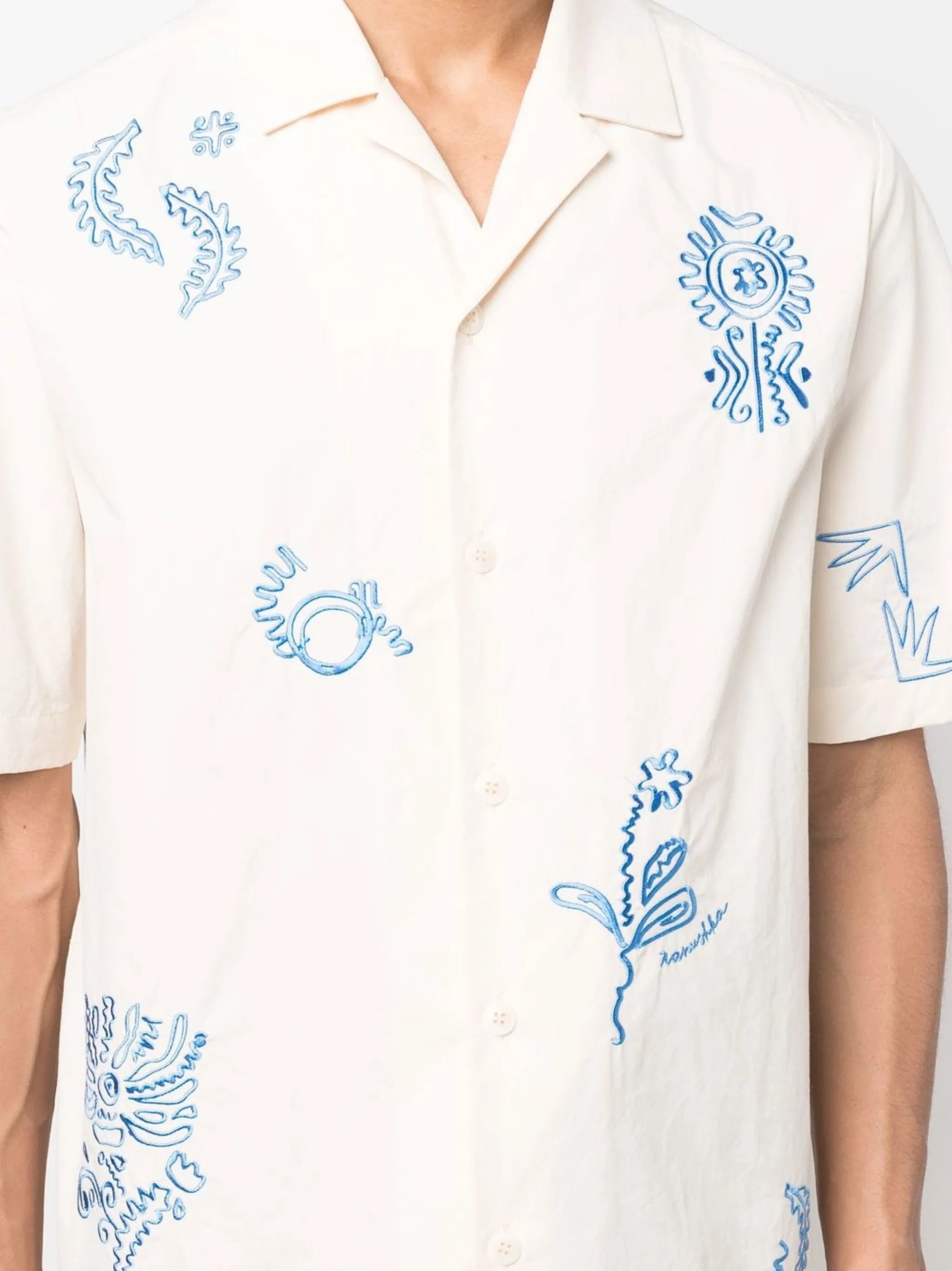 Bodil embroidered short-sleeve shirt