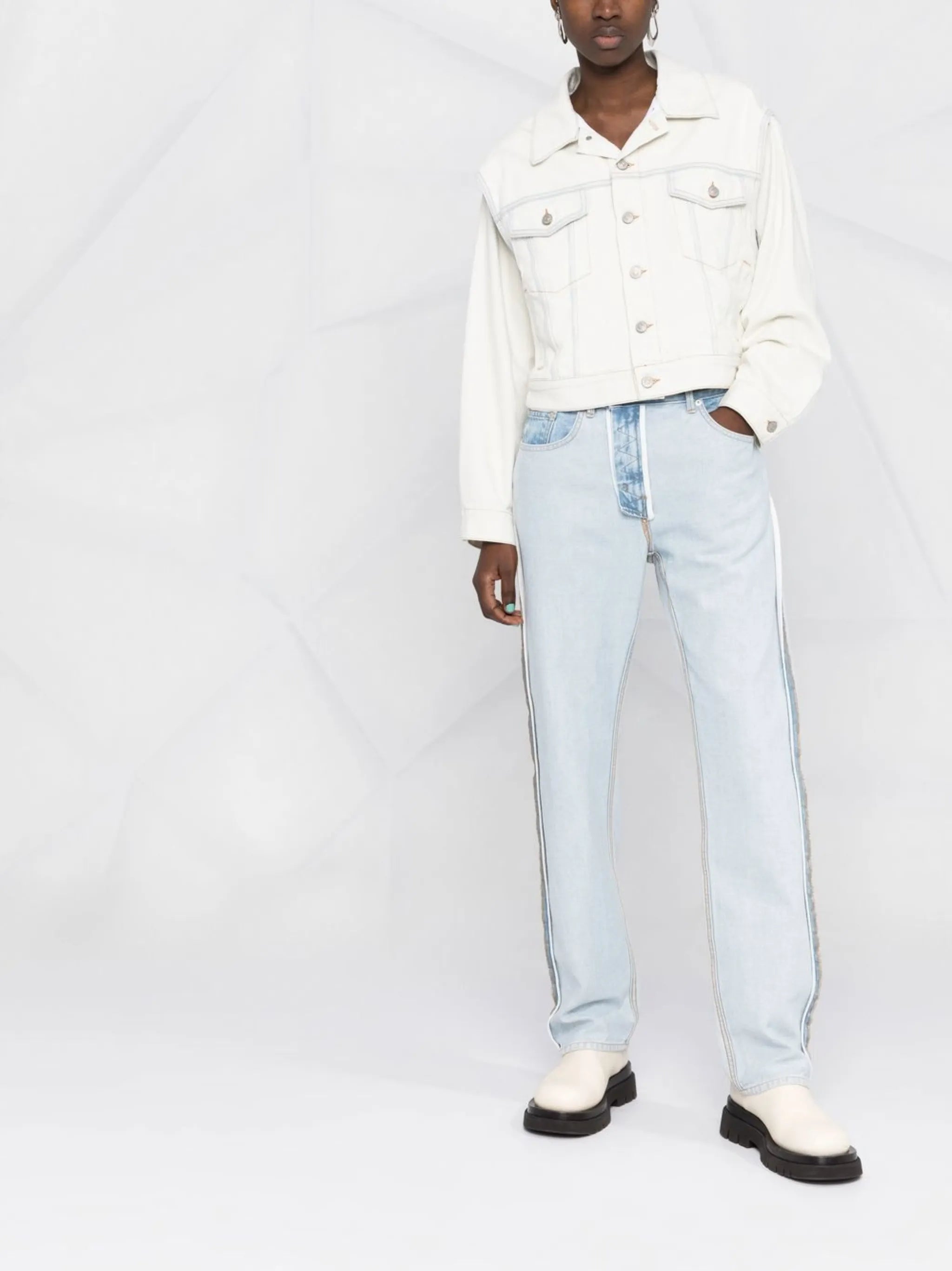 contrasting cropped denim jacket