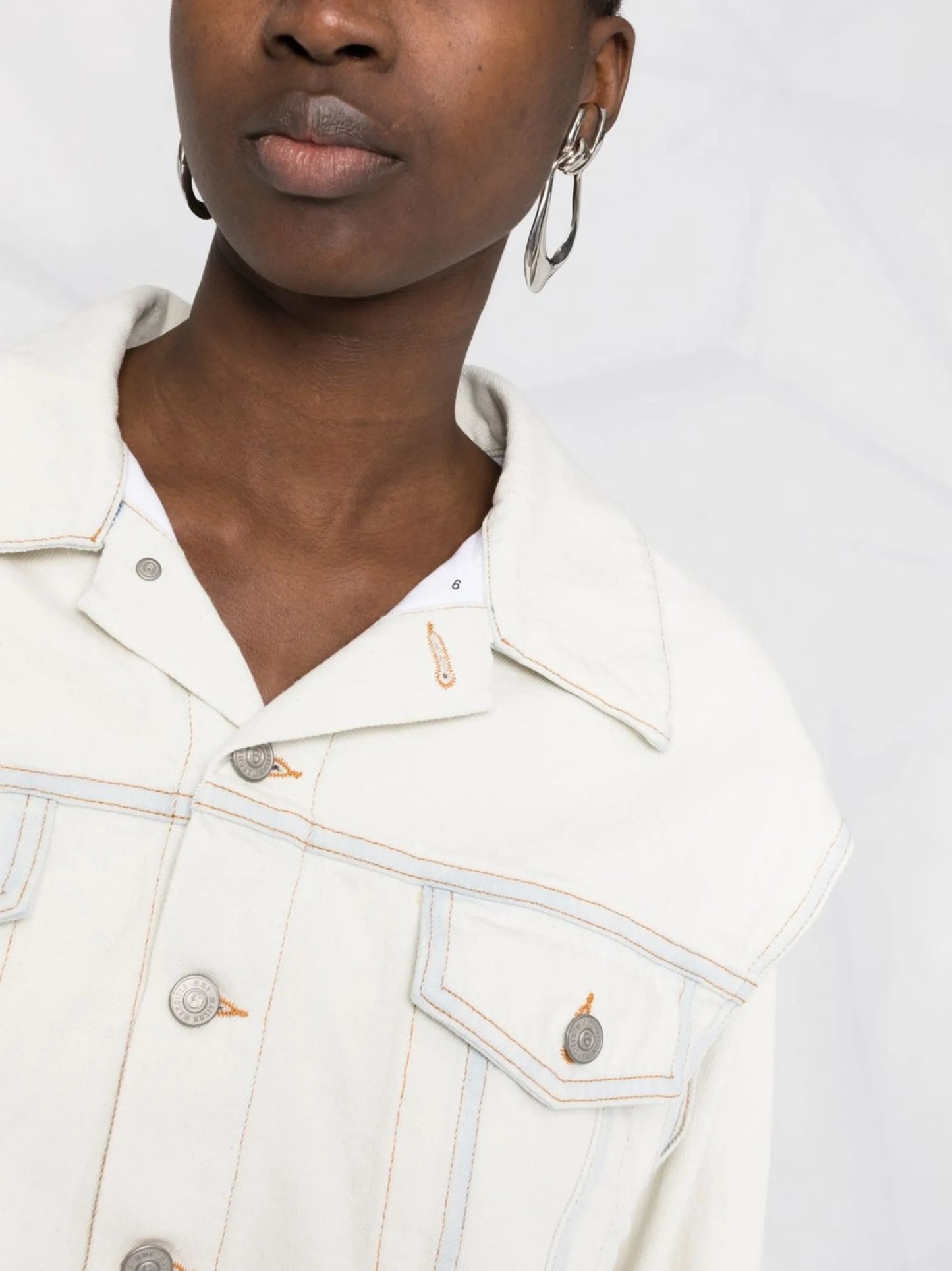 contrasting cropped denim jacket