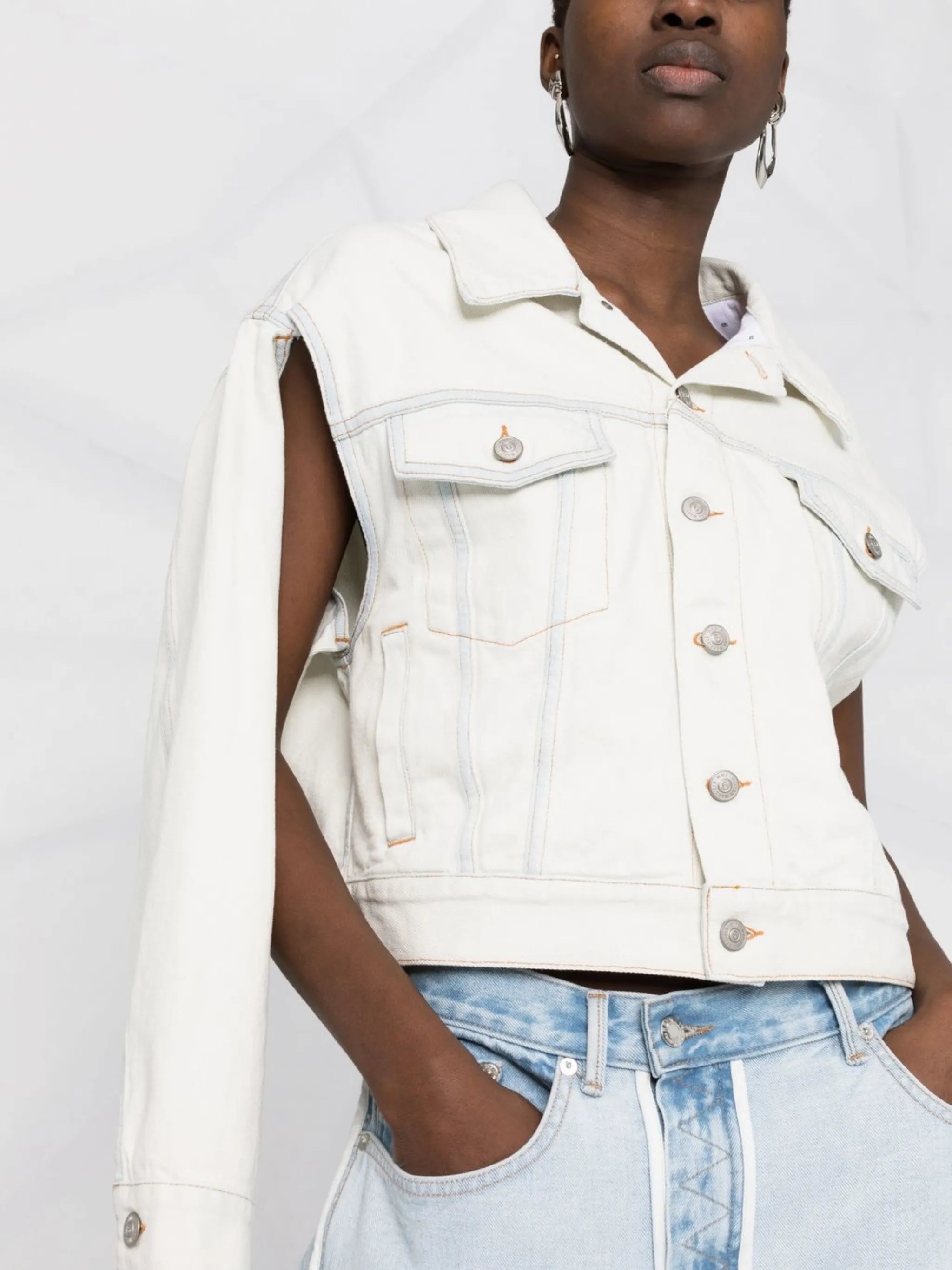 contrasting cropped denim jacket