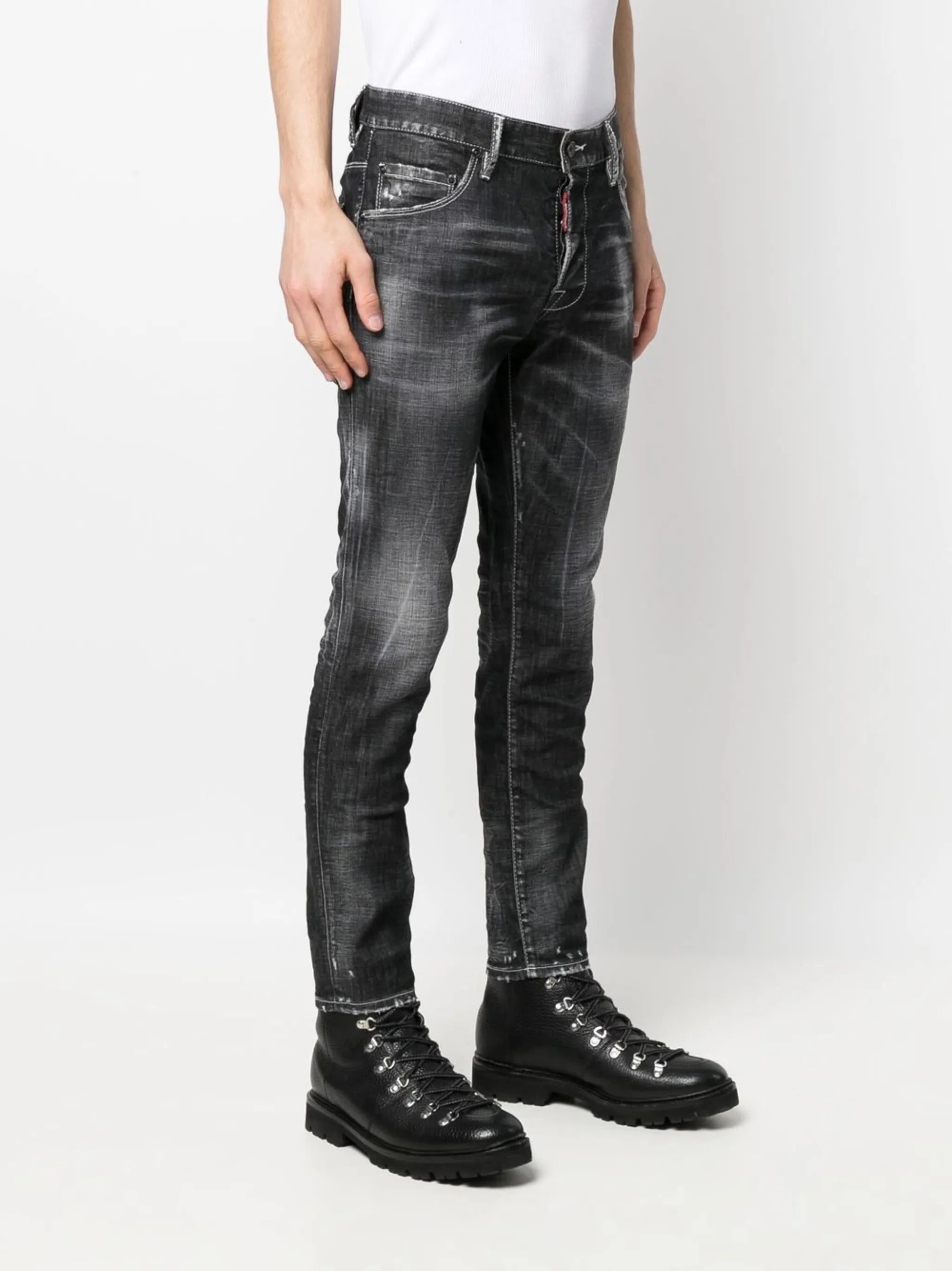 slim-fit straight-leg jeans