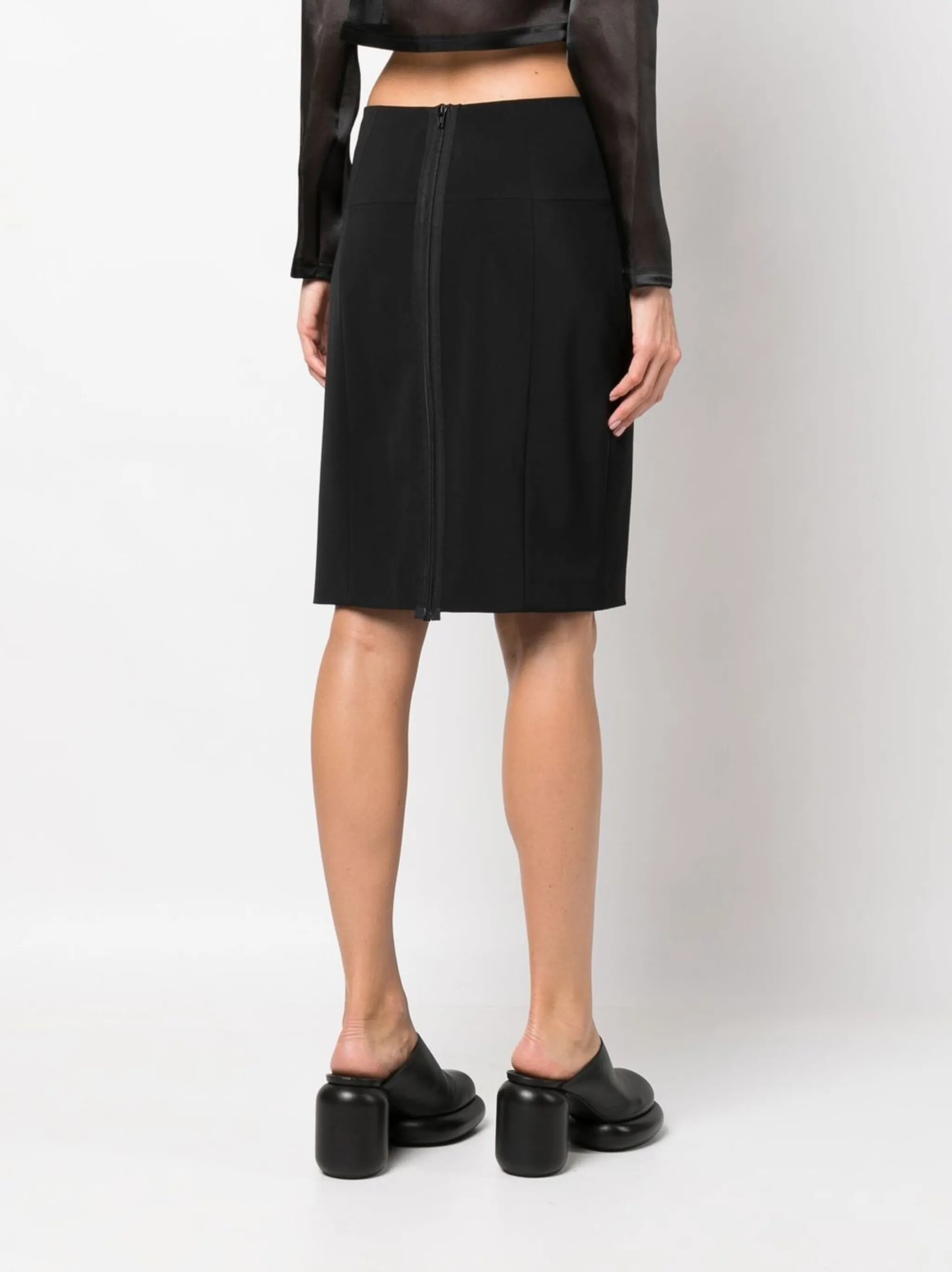 exposed-zip pencil skirt